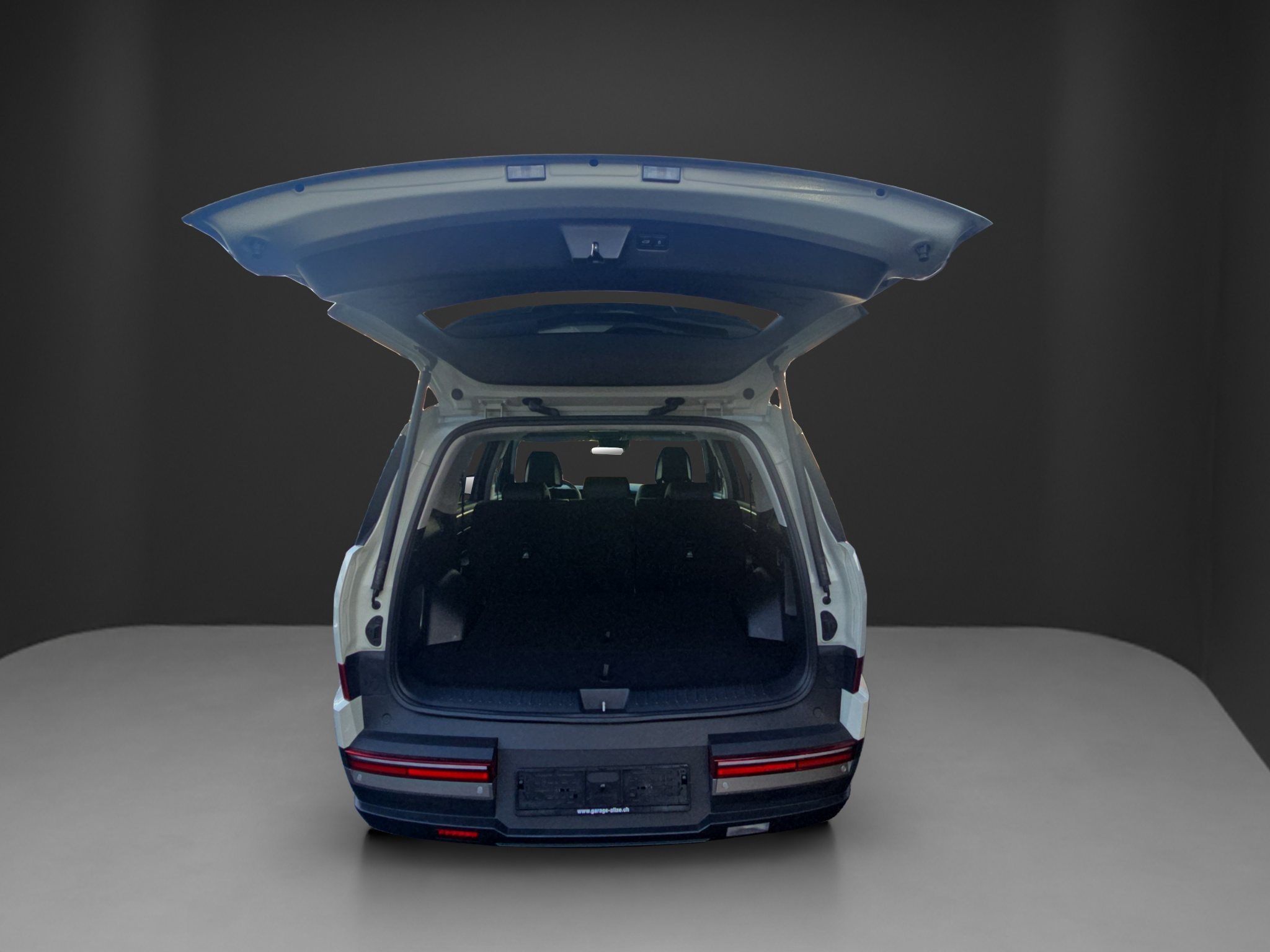 listing desktop thumbnail image 18