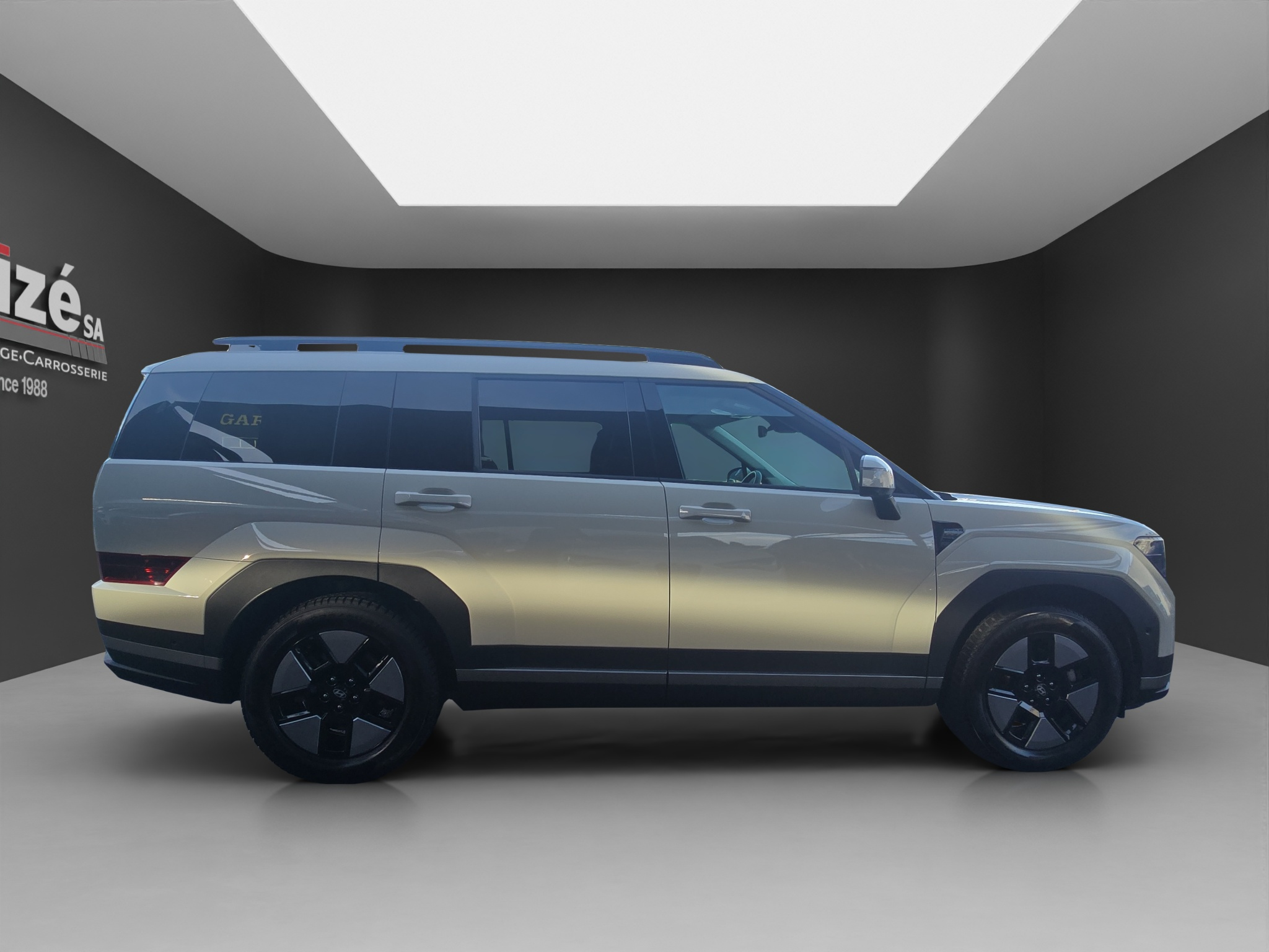 listing desktop thumbnail image 5