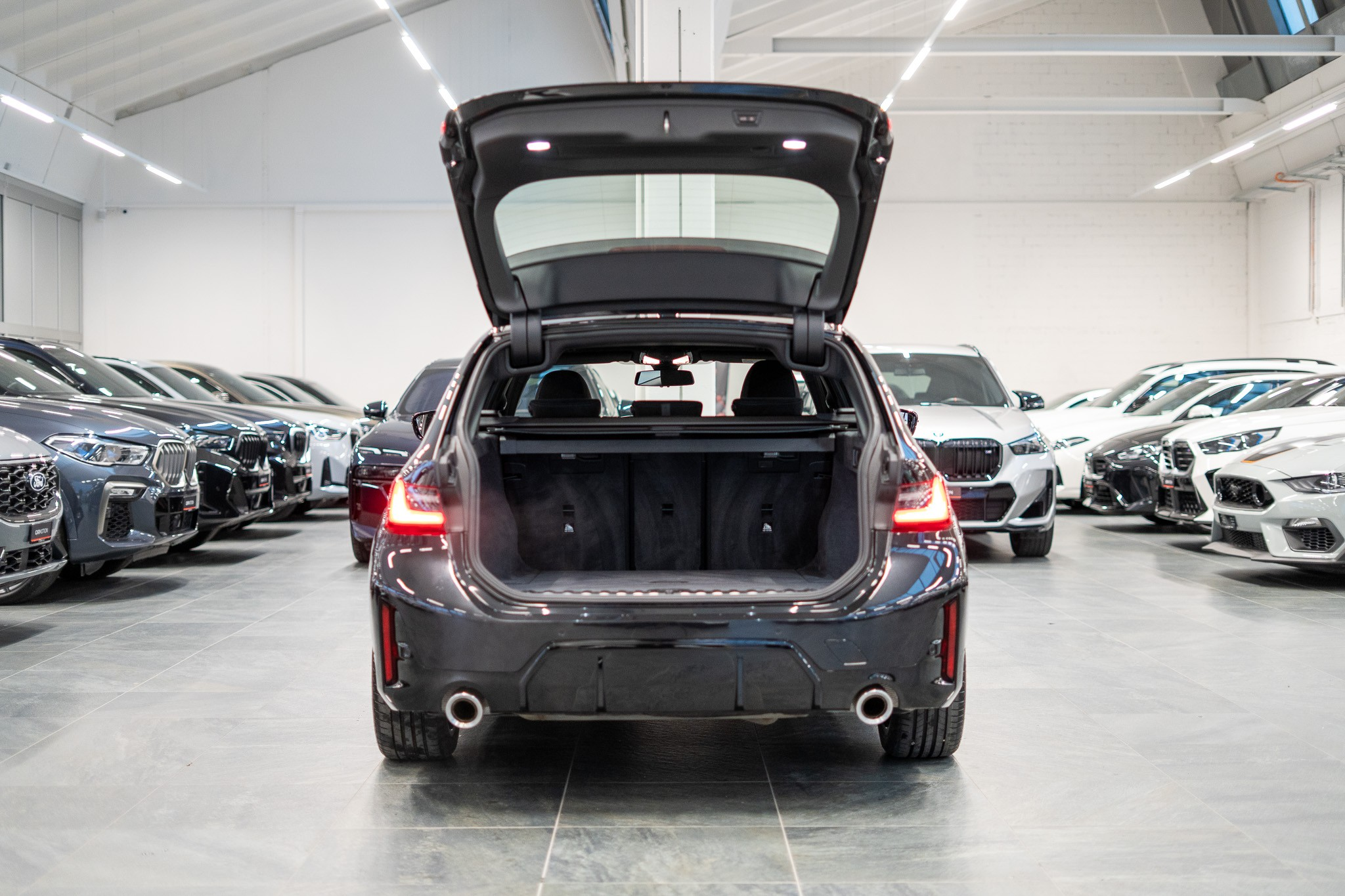 listing desktop thumbnail image 6