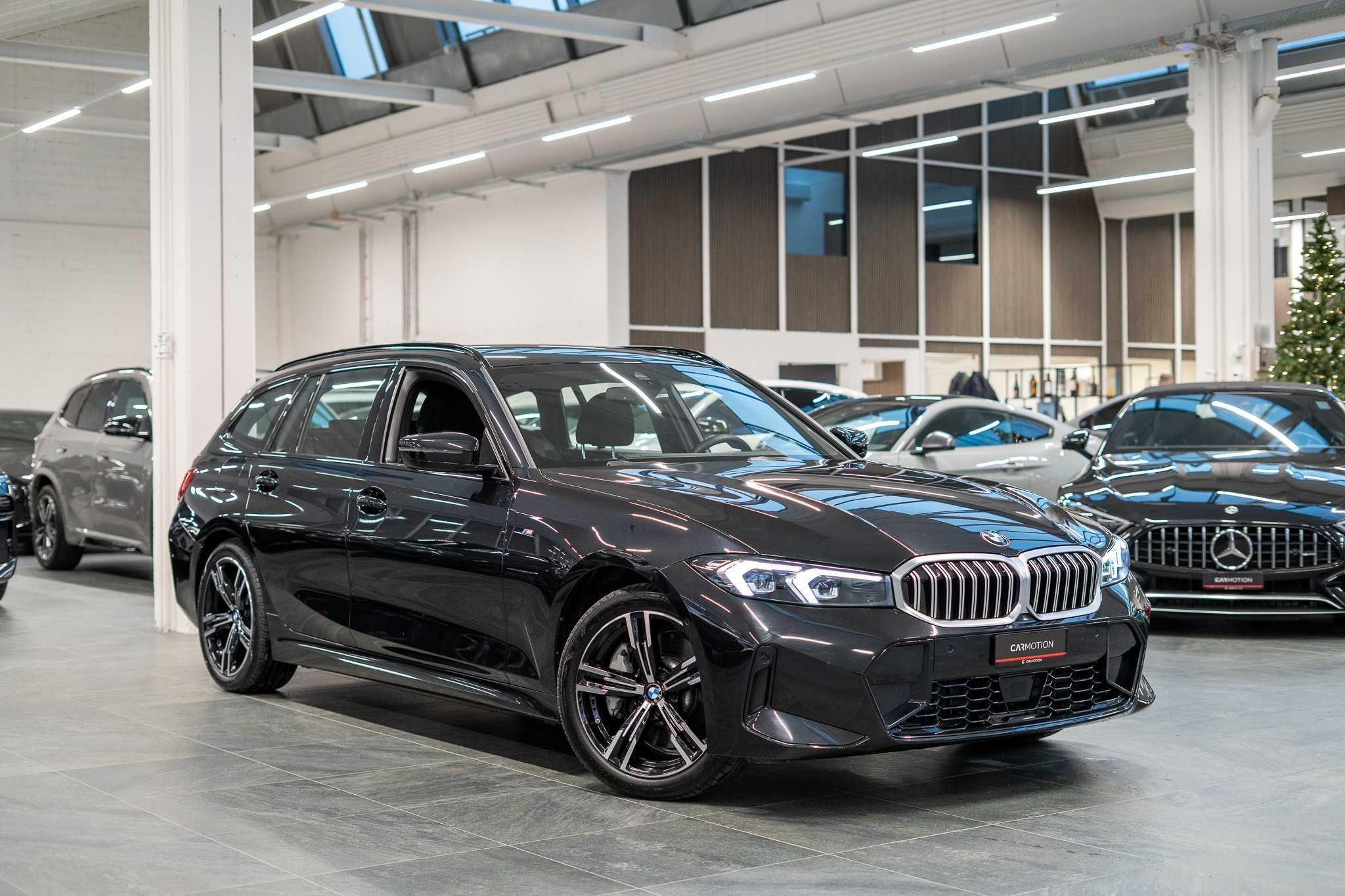 listing desktop thumbnail image 2