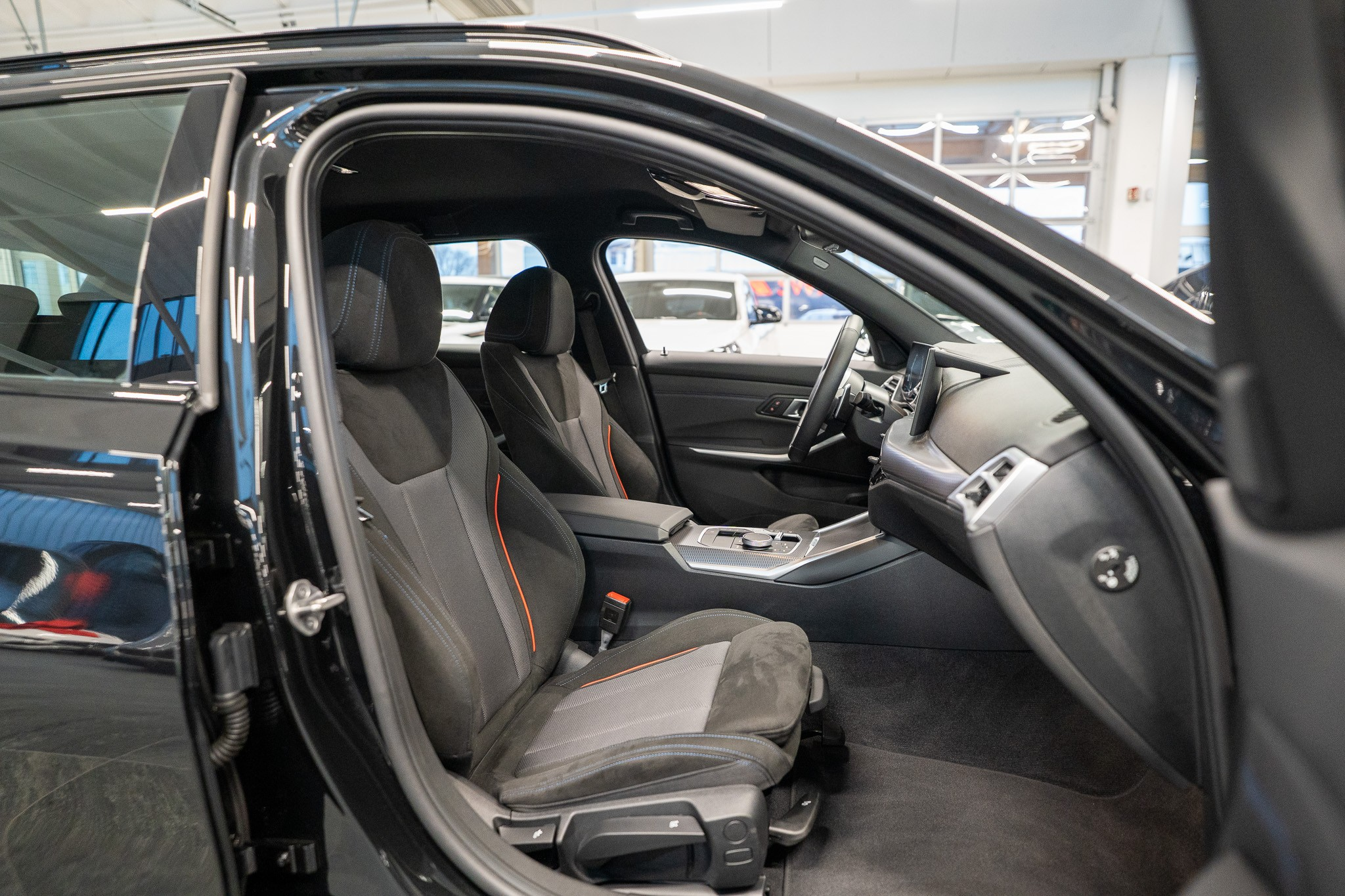 listing desktop thumbnail image 13