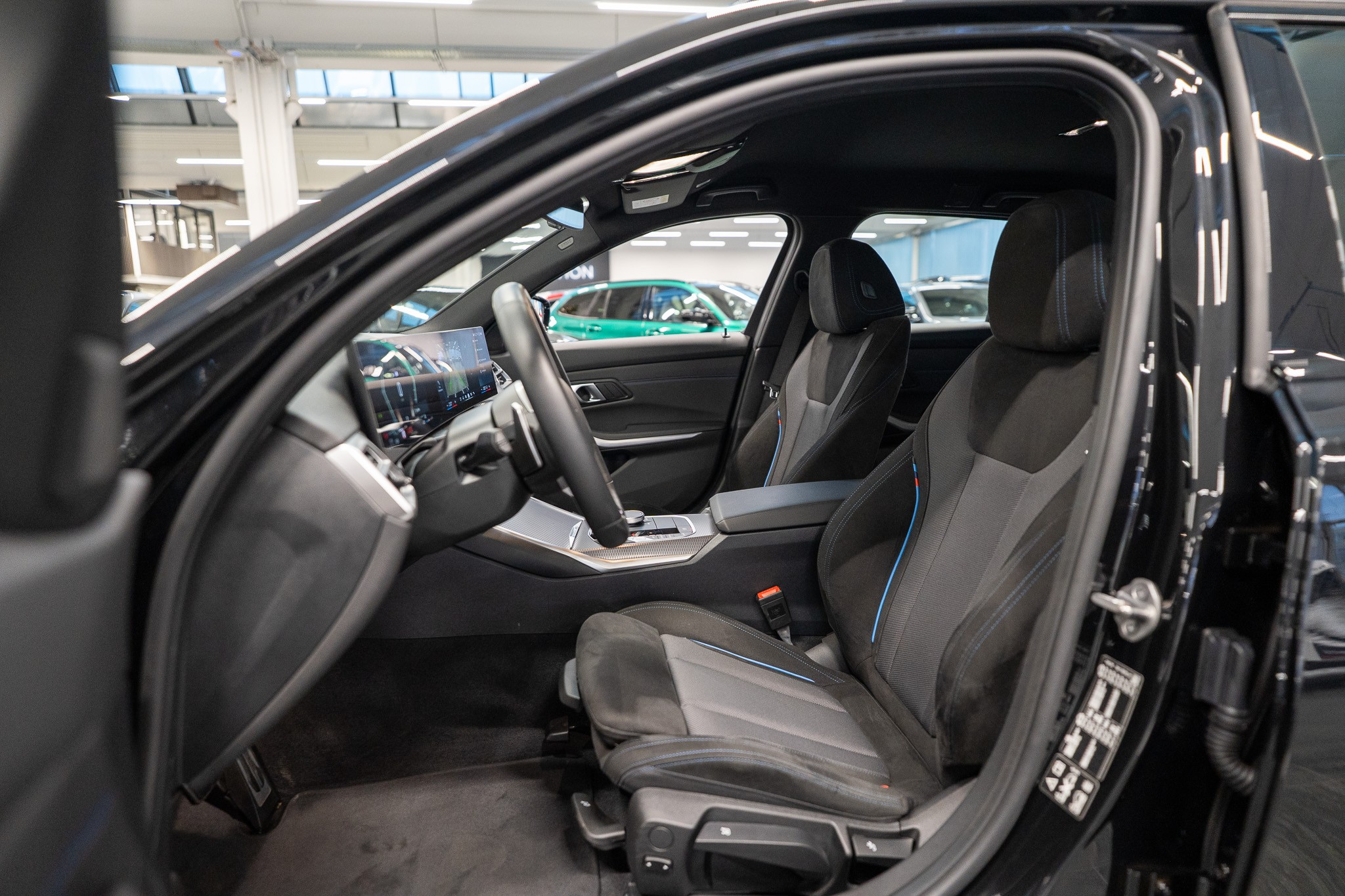 listing desktop thumbnail image 10