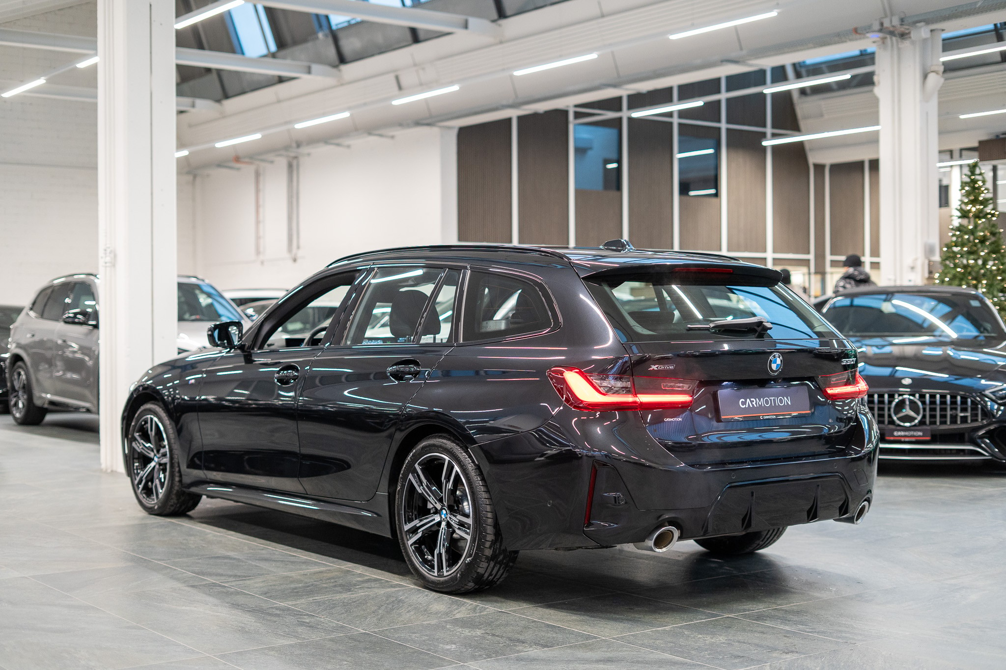 listing desktop thumbnail image 7