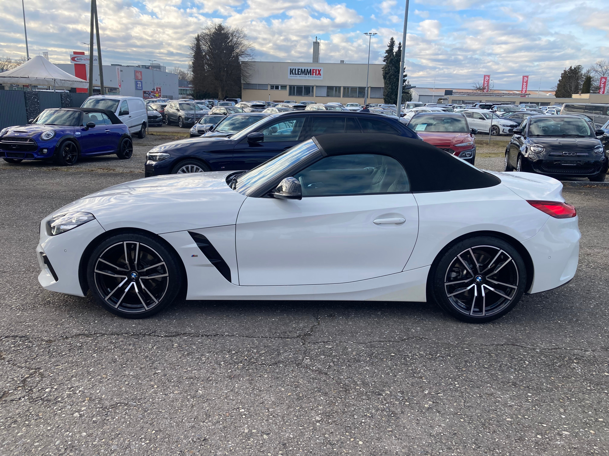 listing desktop thumbnail image 9