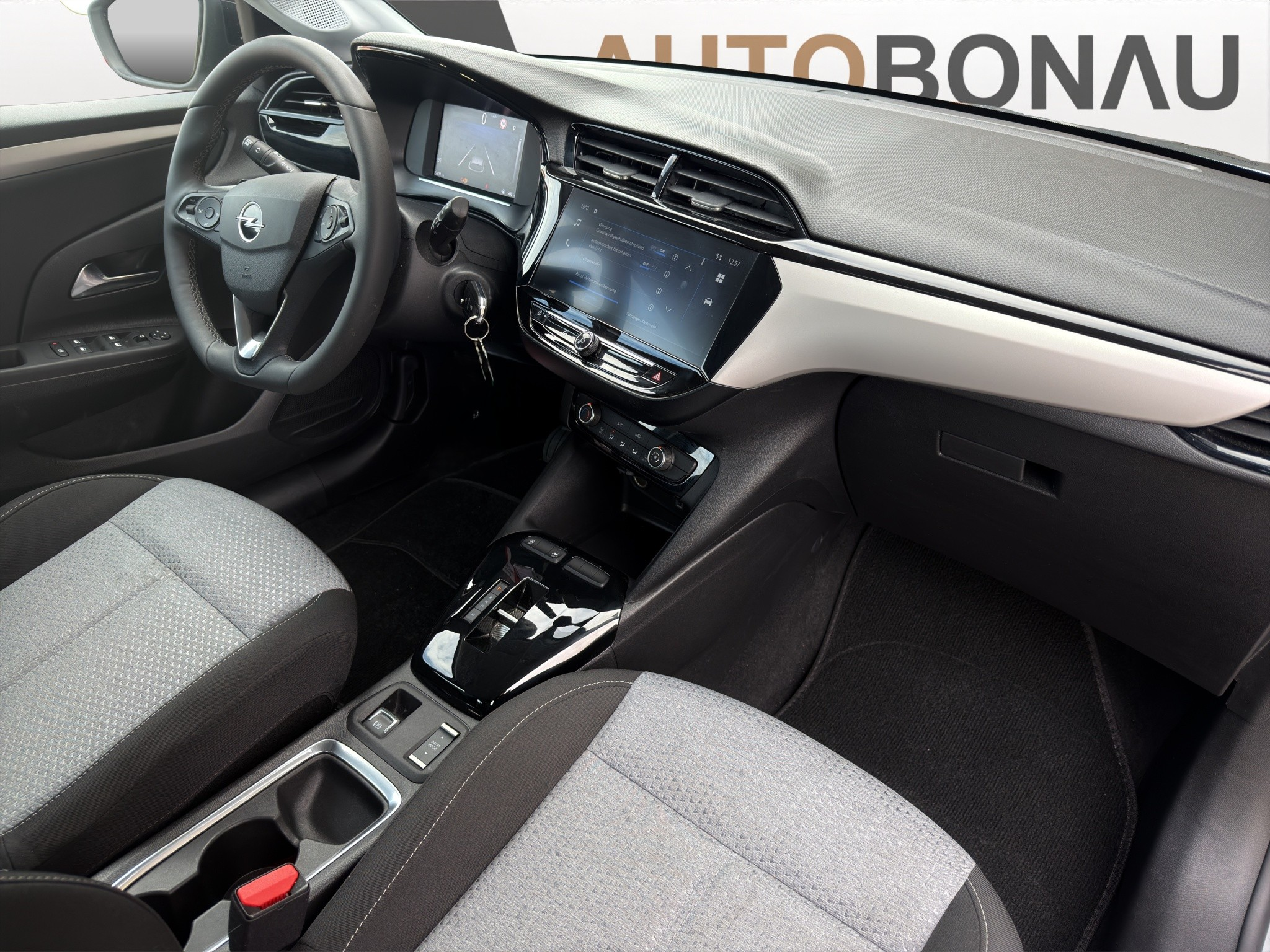 listing desktop thumbnail image 10