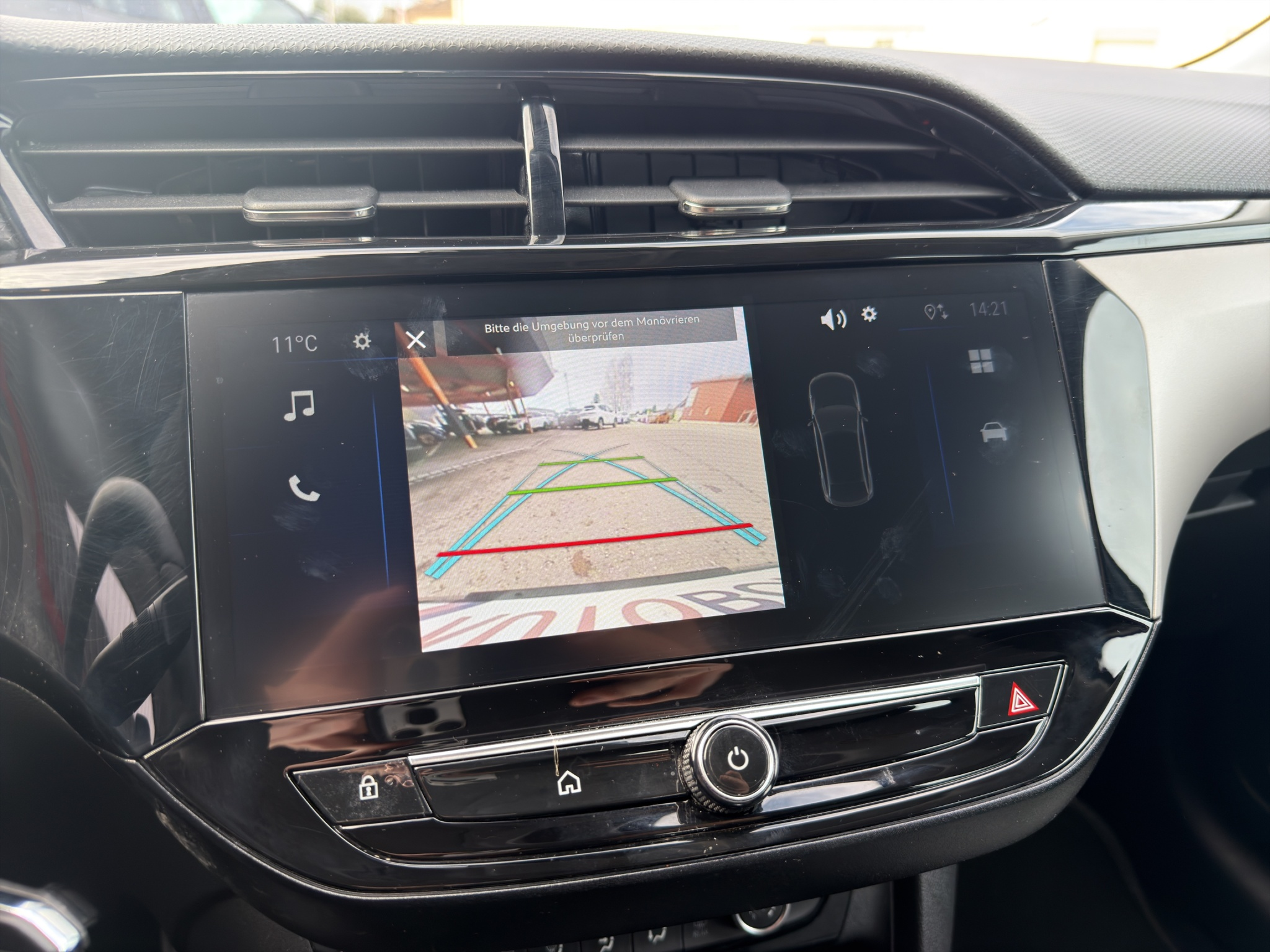 listing desktop thumbnail image 26