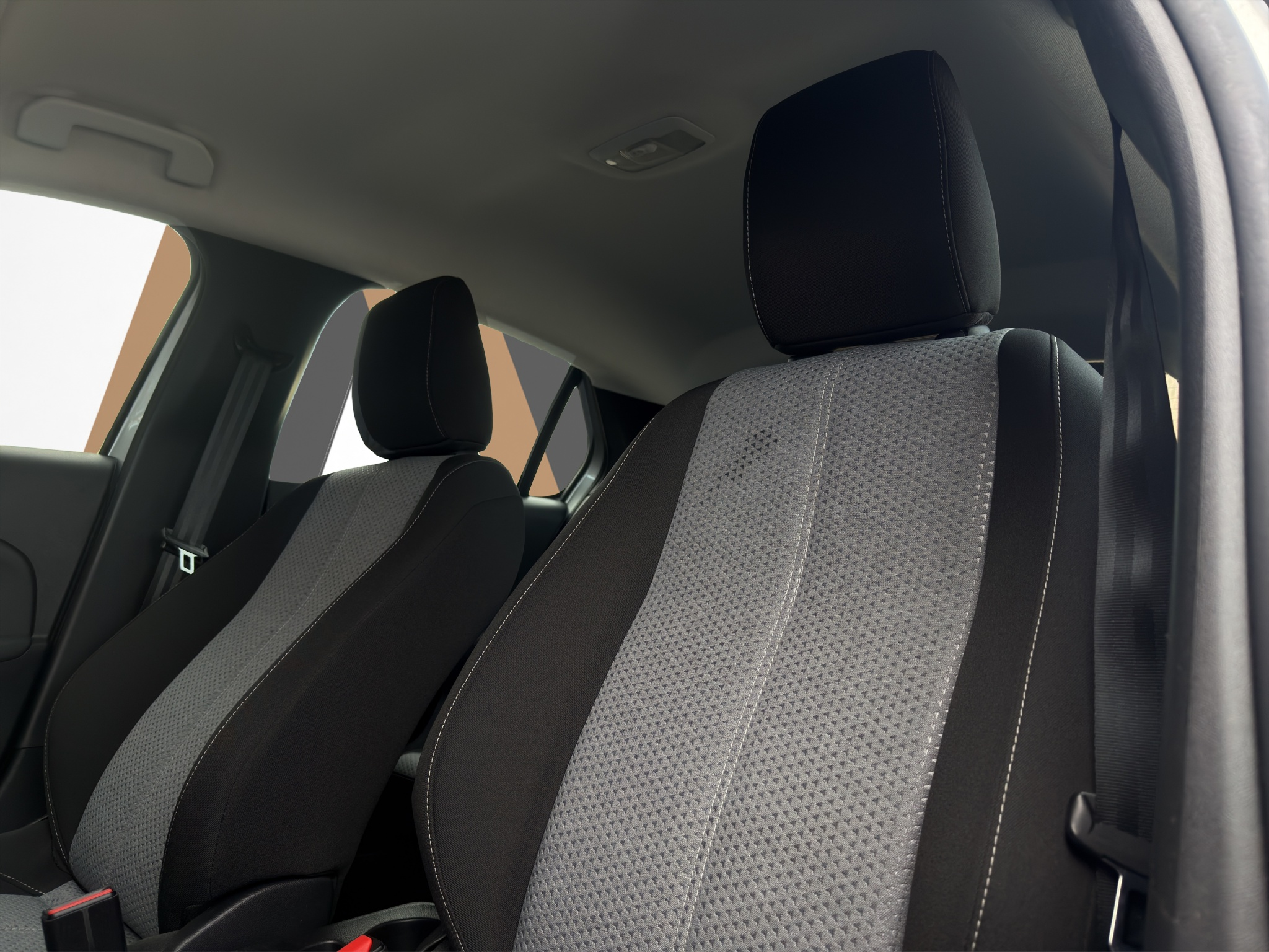 listing desktop thumbnail image 19