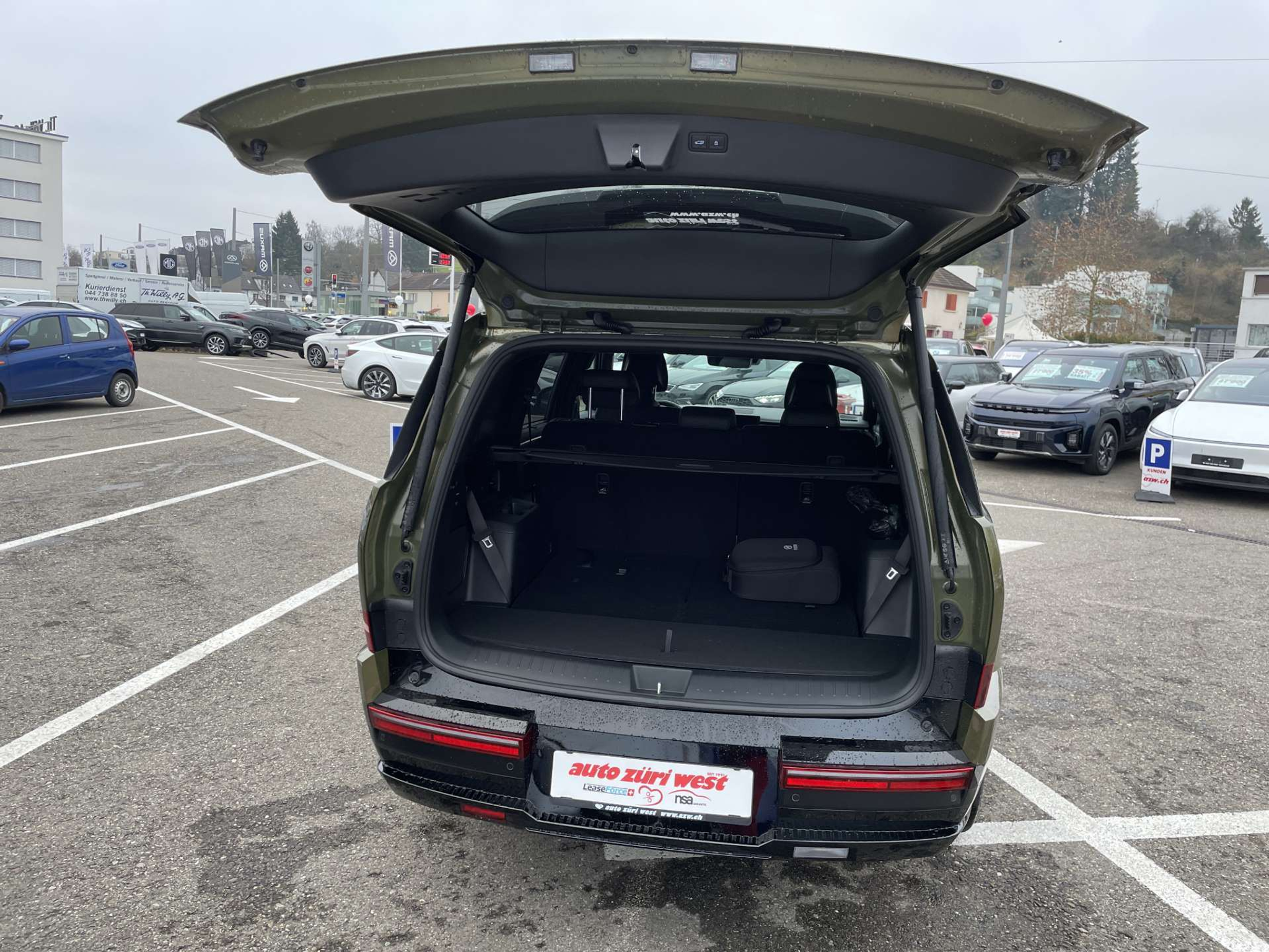 listing desktop thumbnail image 7