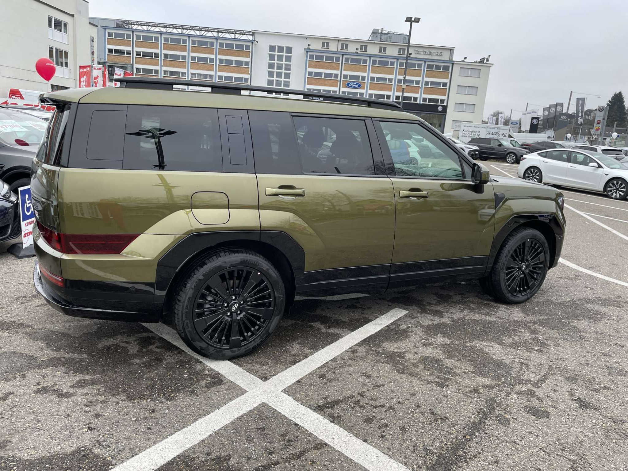 listing desktop thumbnail image 10