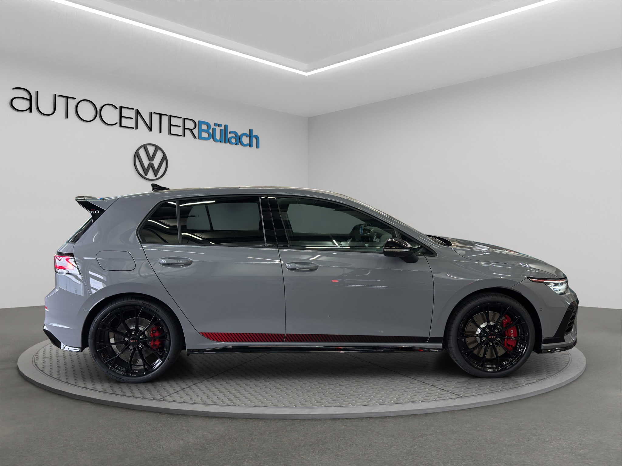 listing desktop thumbnail image 3