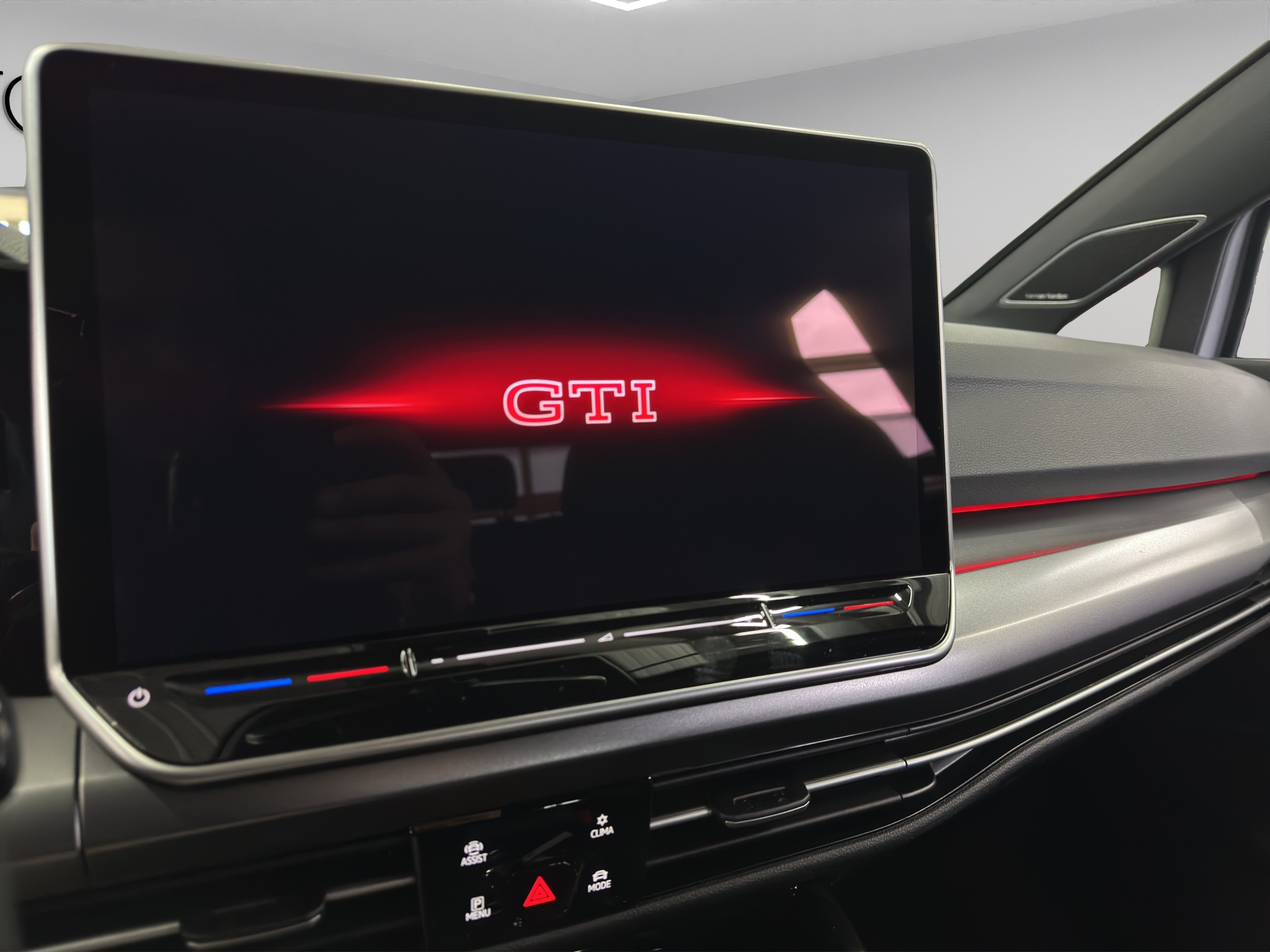 listing desktop thumbnail image 13