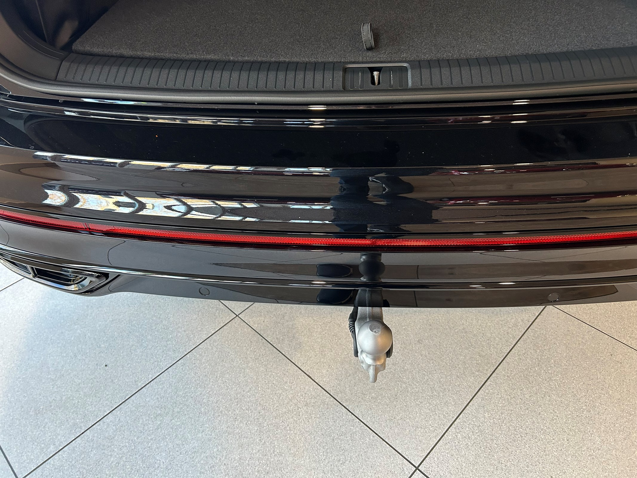 listing desktop thumbnail image 13