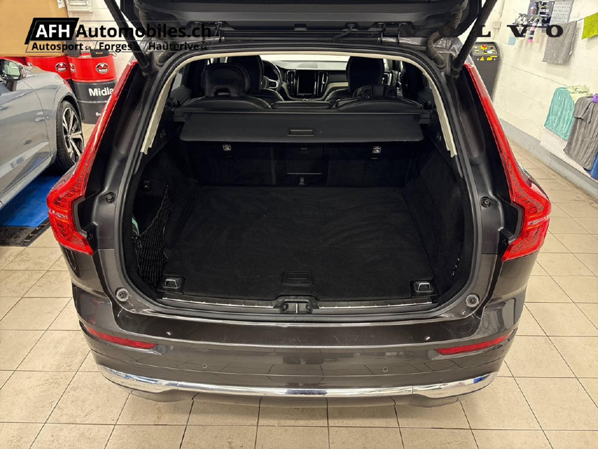 listing desktop thumbnail image 9