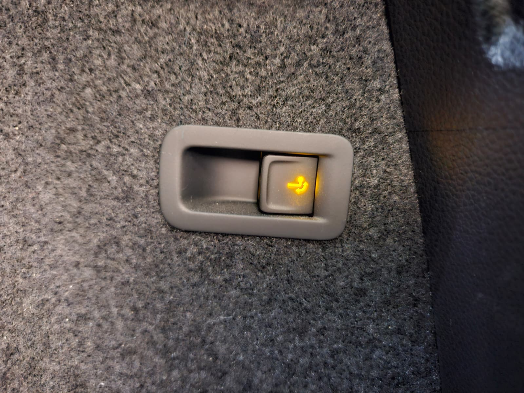 listing desktop thumbnail image 15