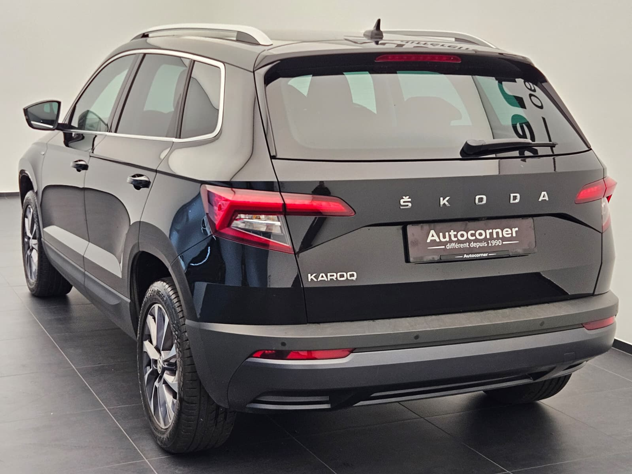 listing desktop thumbnail image 8