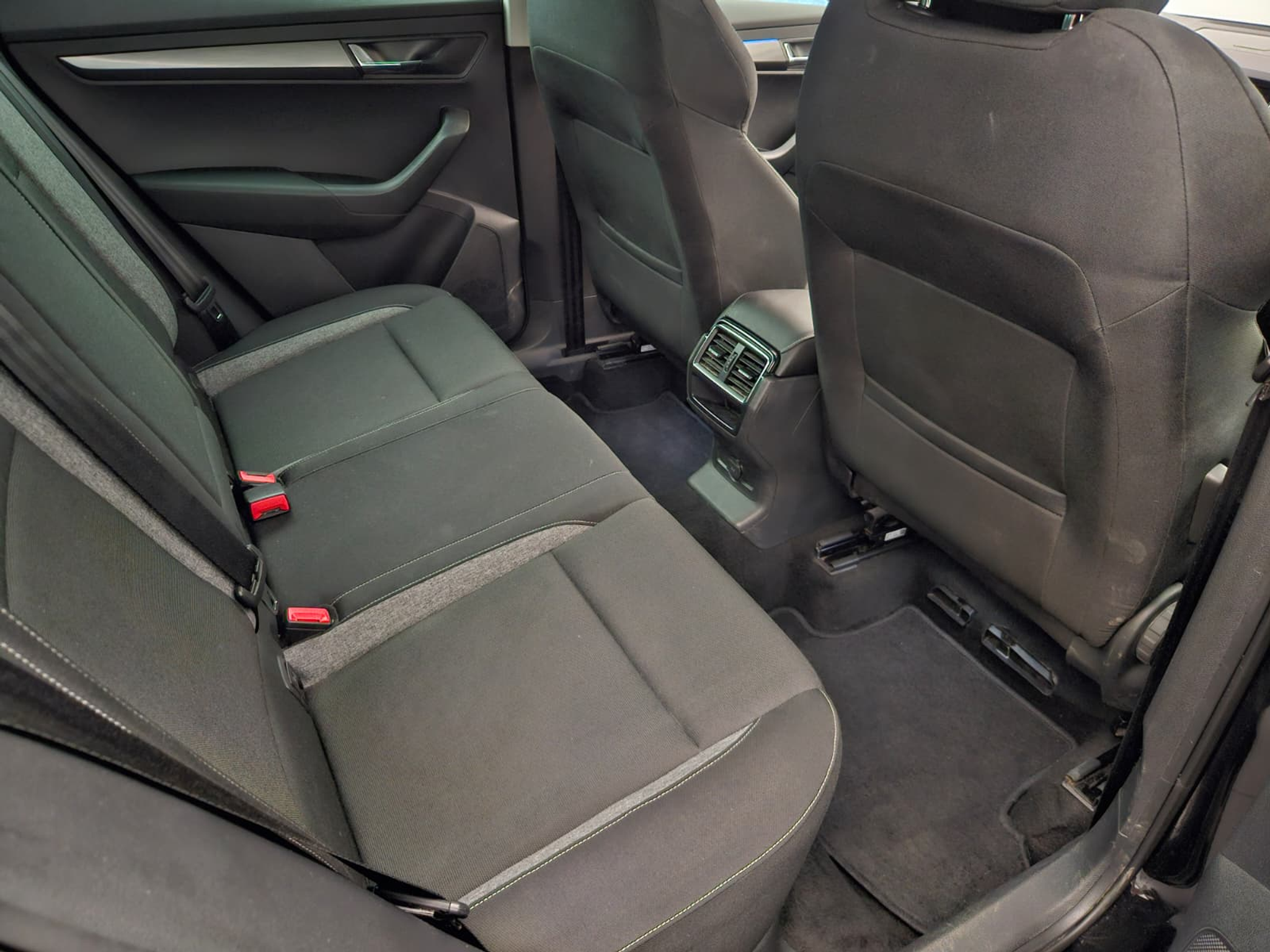 listing desktop thumbnail image 13