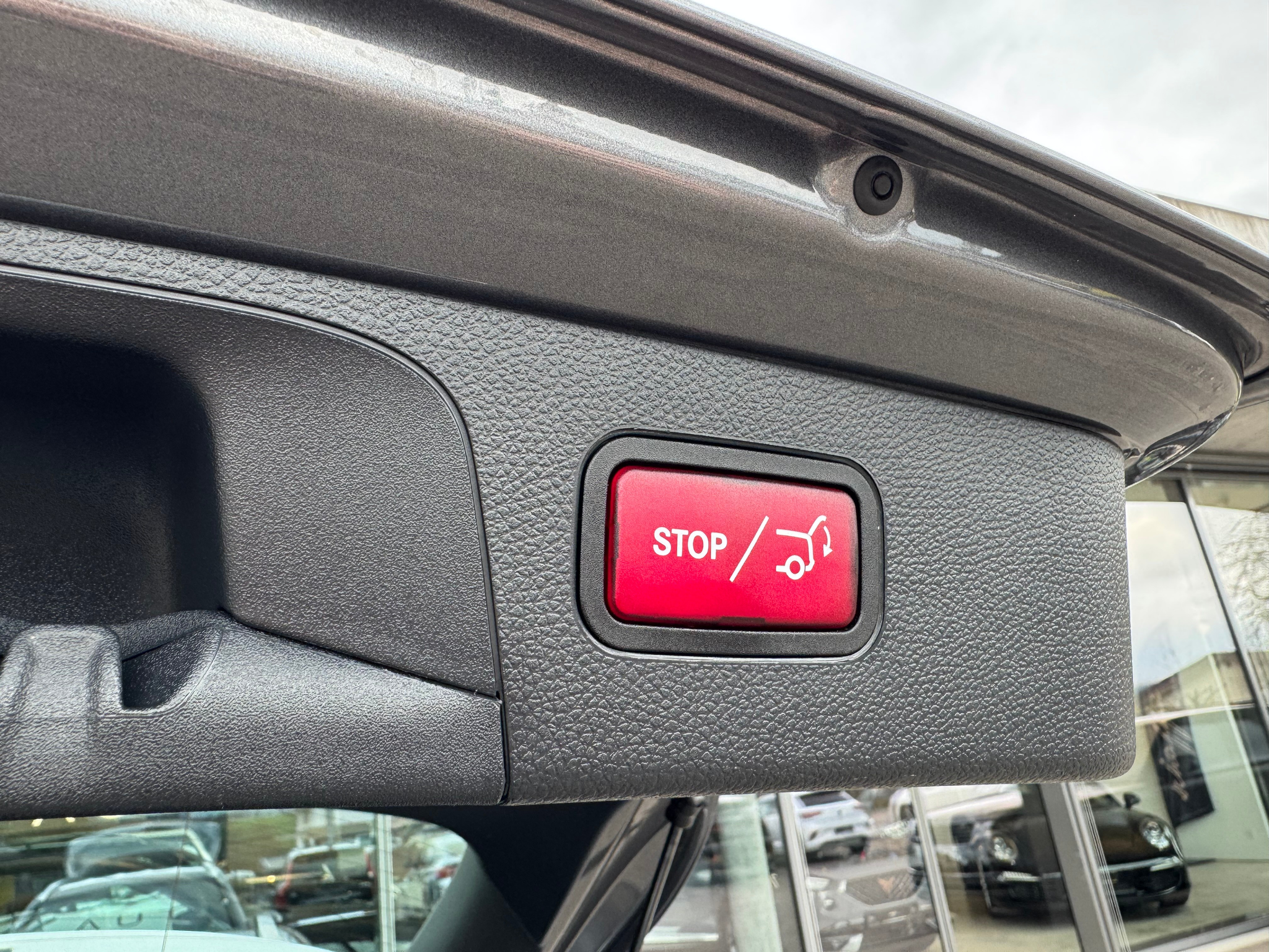 listing desktop thumbnail image 27