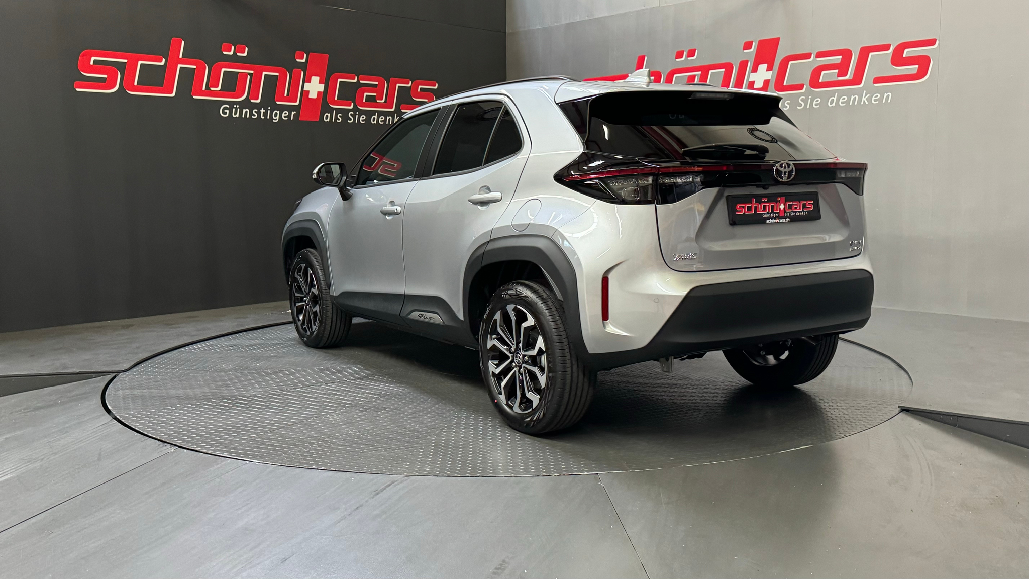 listing desktop thumbnail image 3