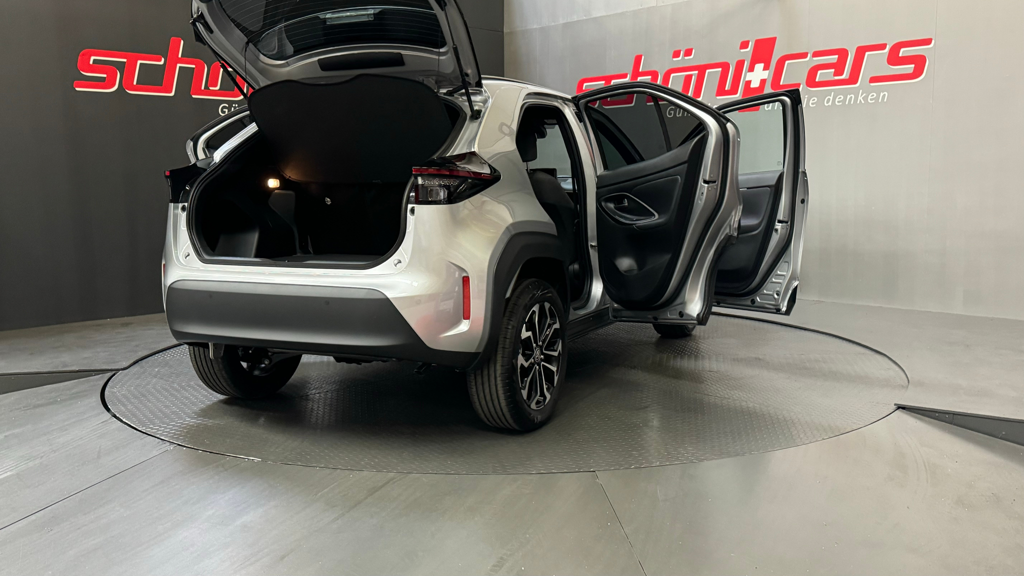 listing desktop thumbnail image 6