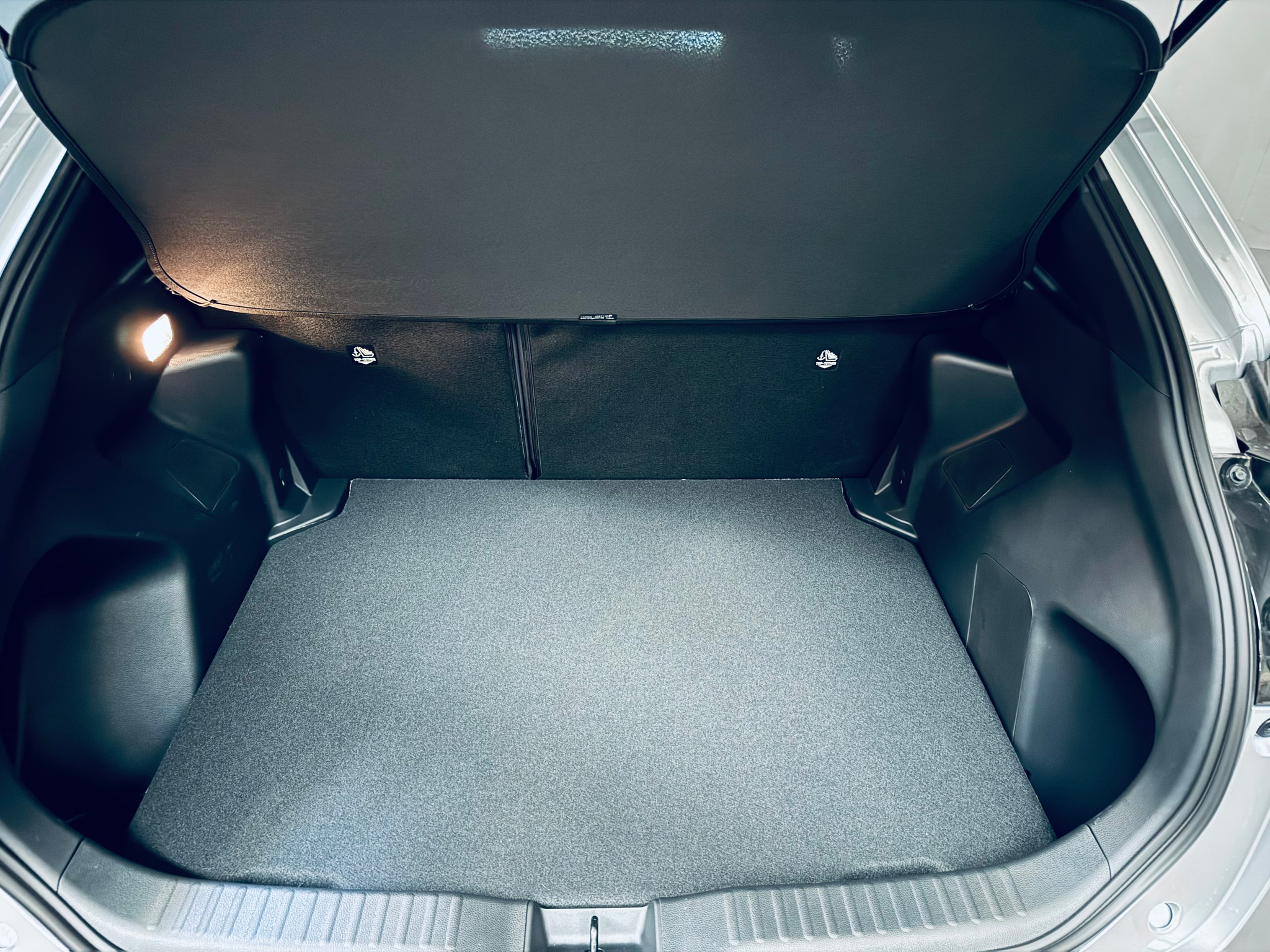 listing desktop thumbnail image 10