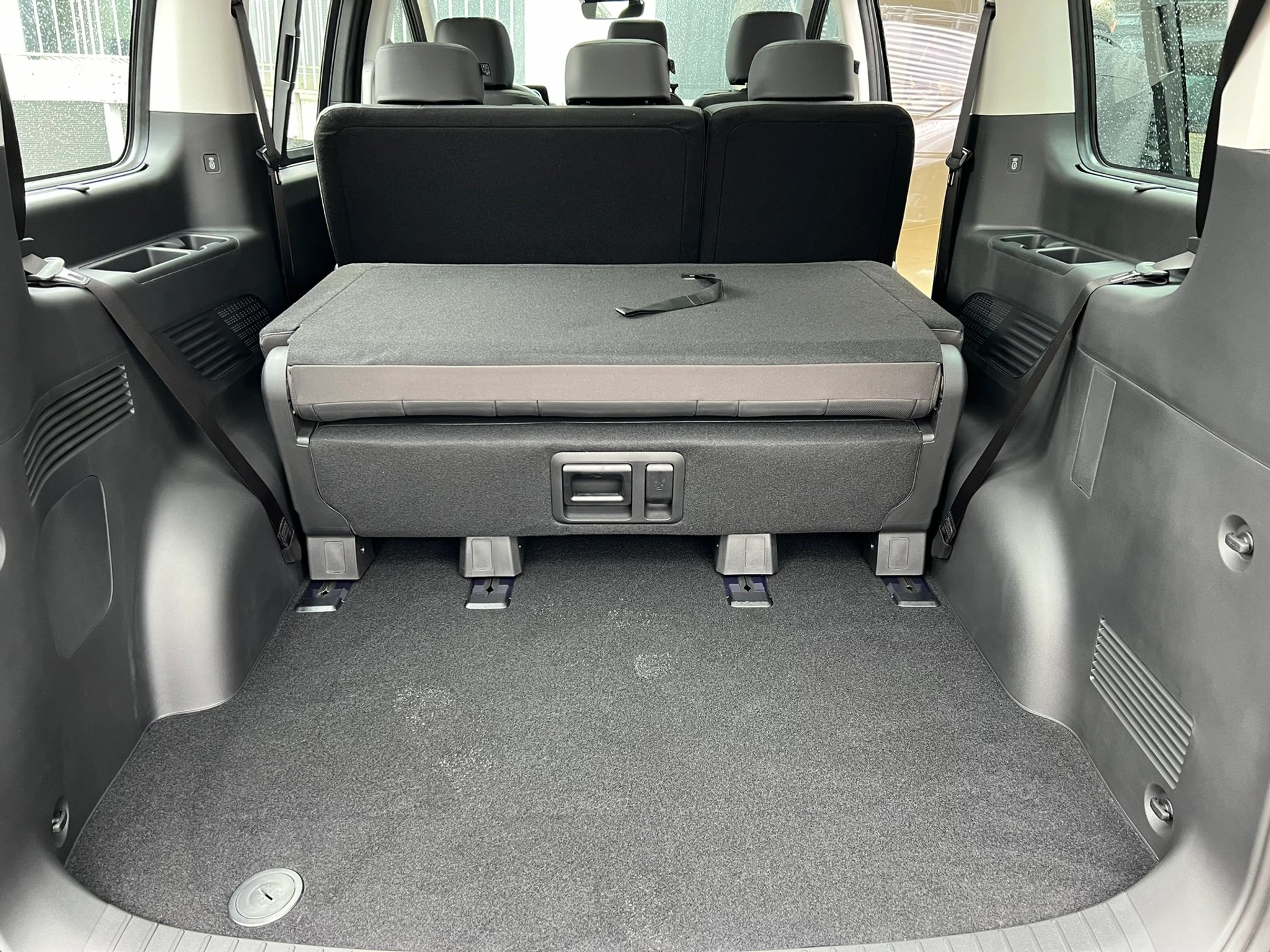 listing desktop thumbnail image 10