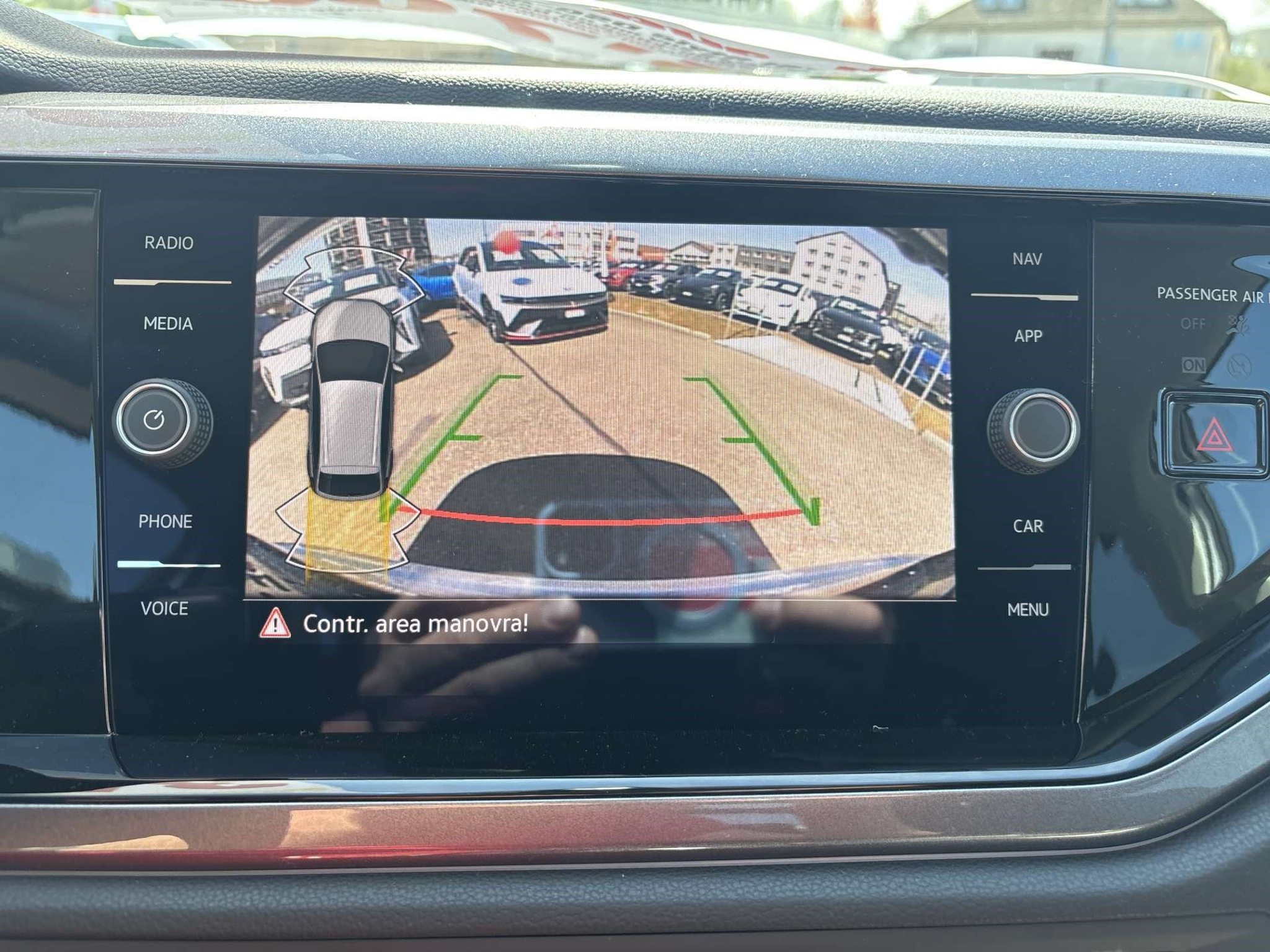 listing desktop thumbnail image 9