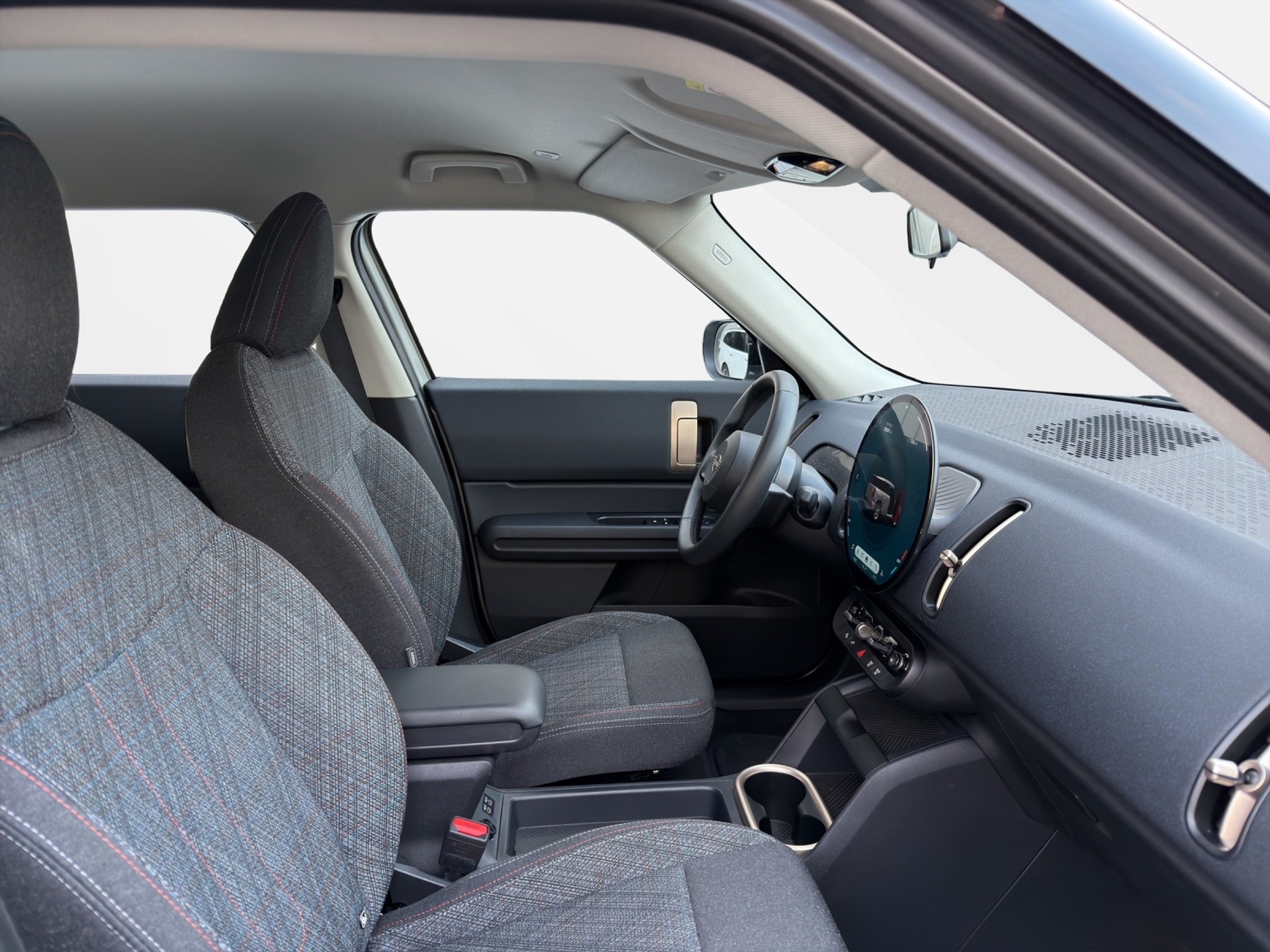 listing desktop thumbnail image 17