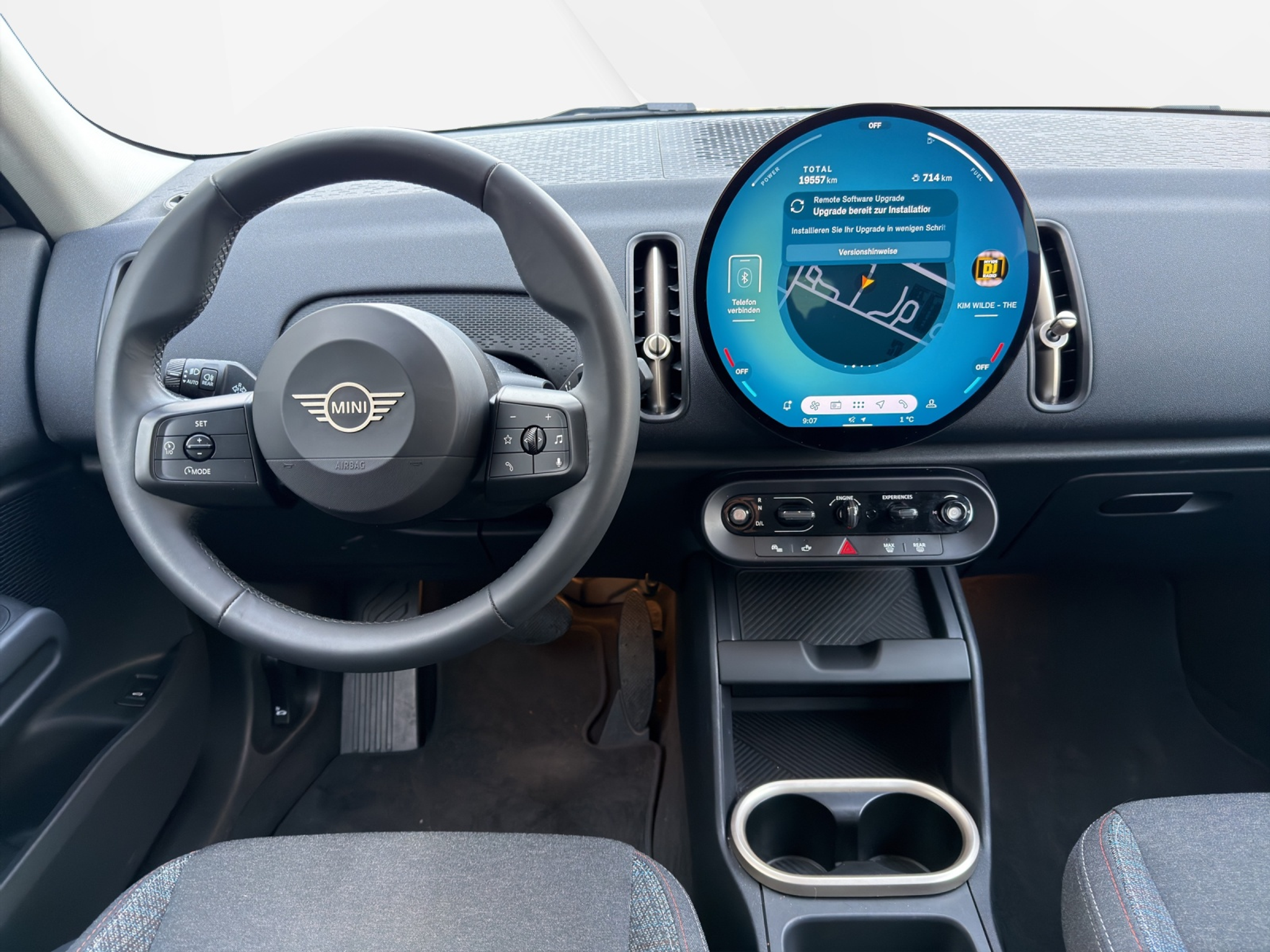 listing desktop thumbnail image 12