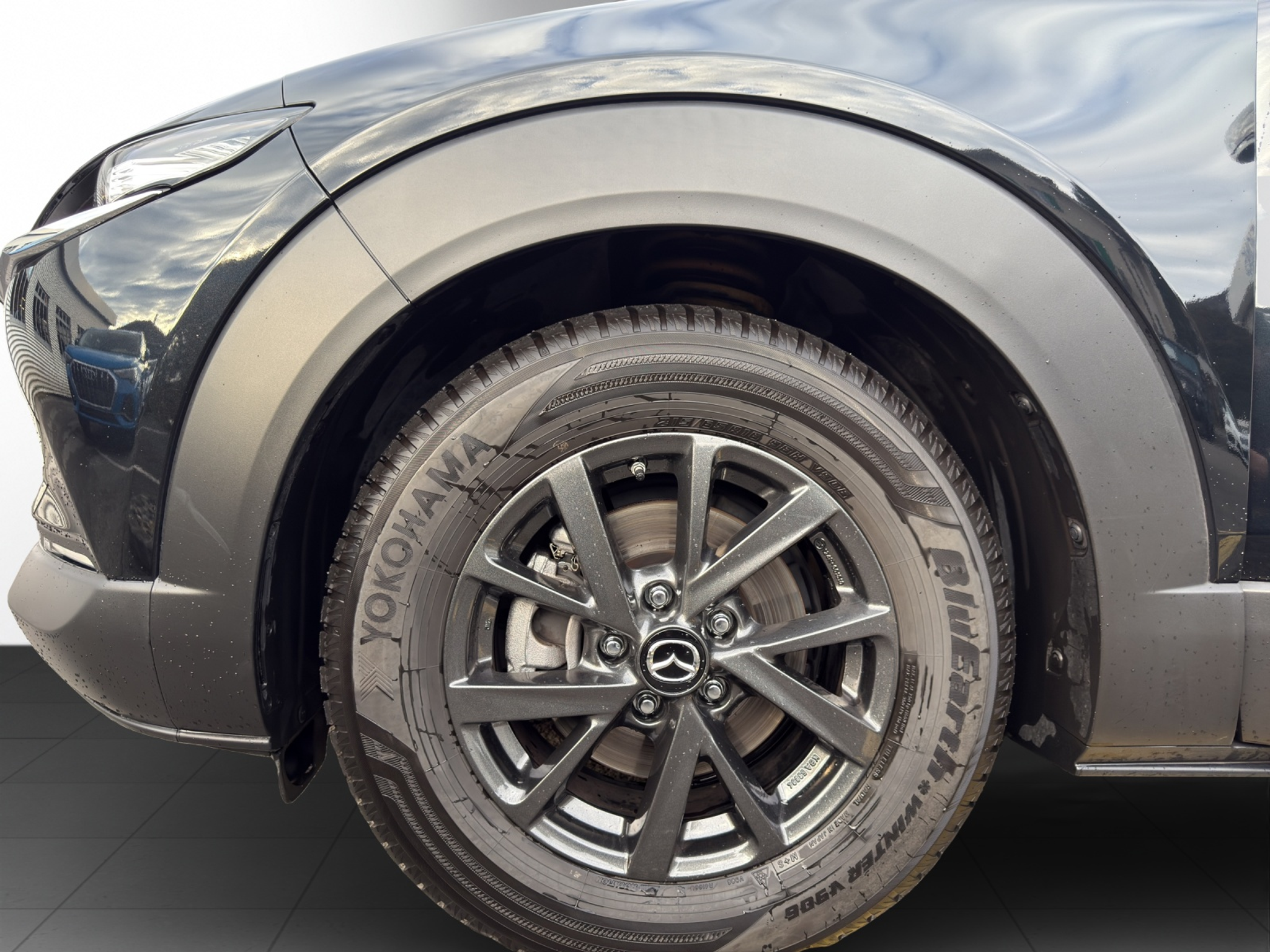 listing desktop thumbnail image 5