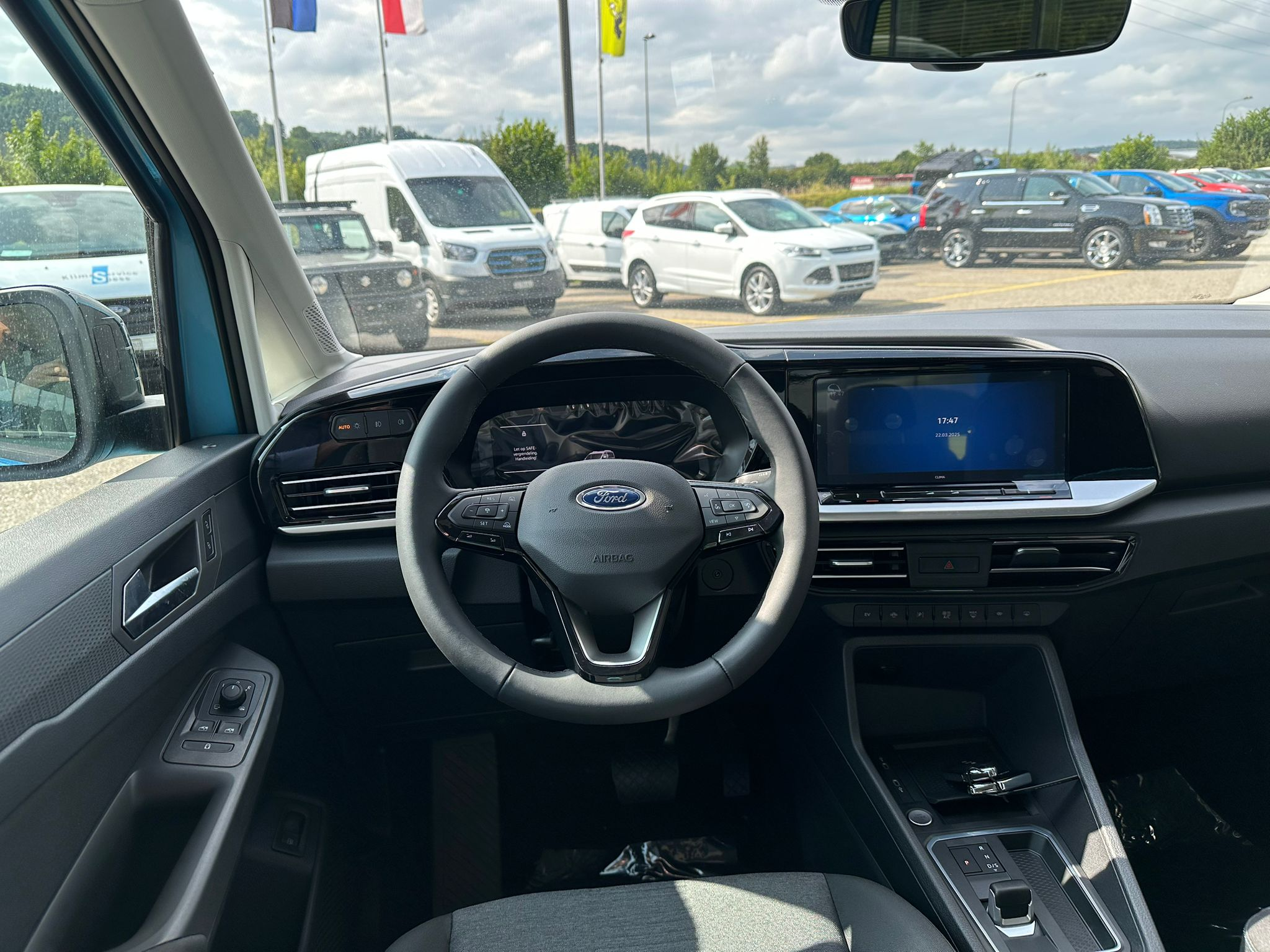 listing desktop thumbnail image 8