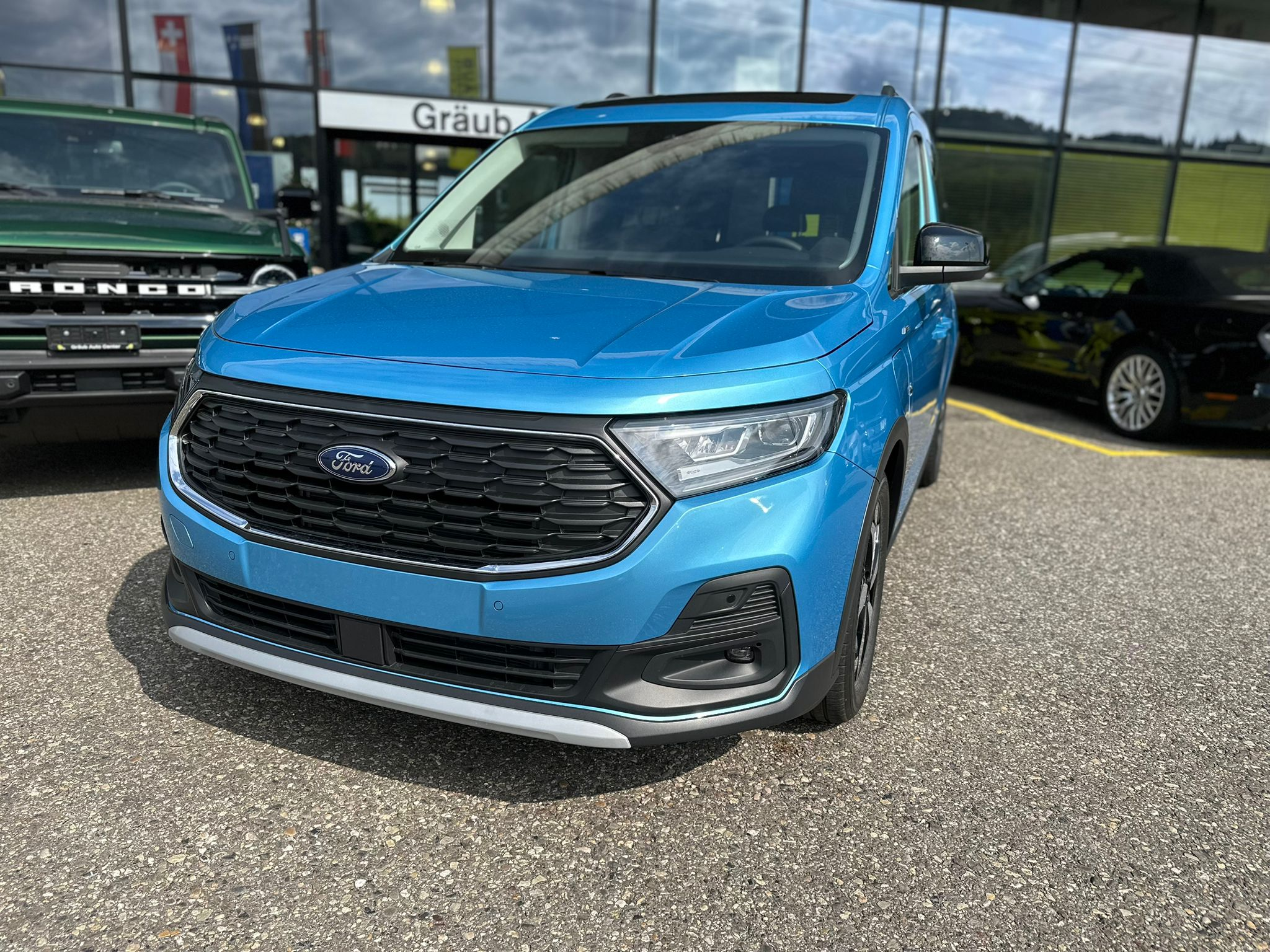 listing desktop thumbnail image 1