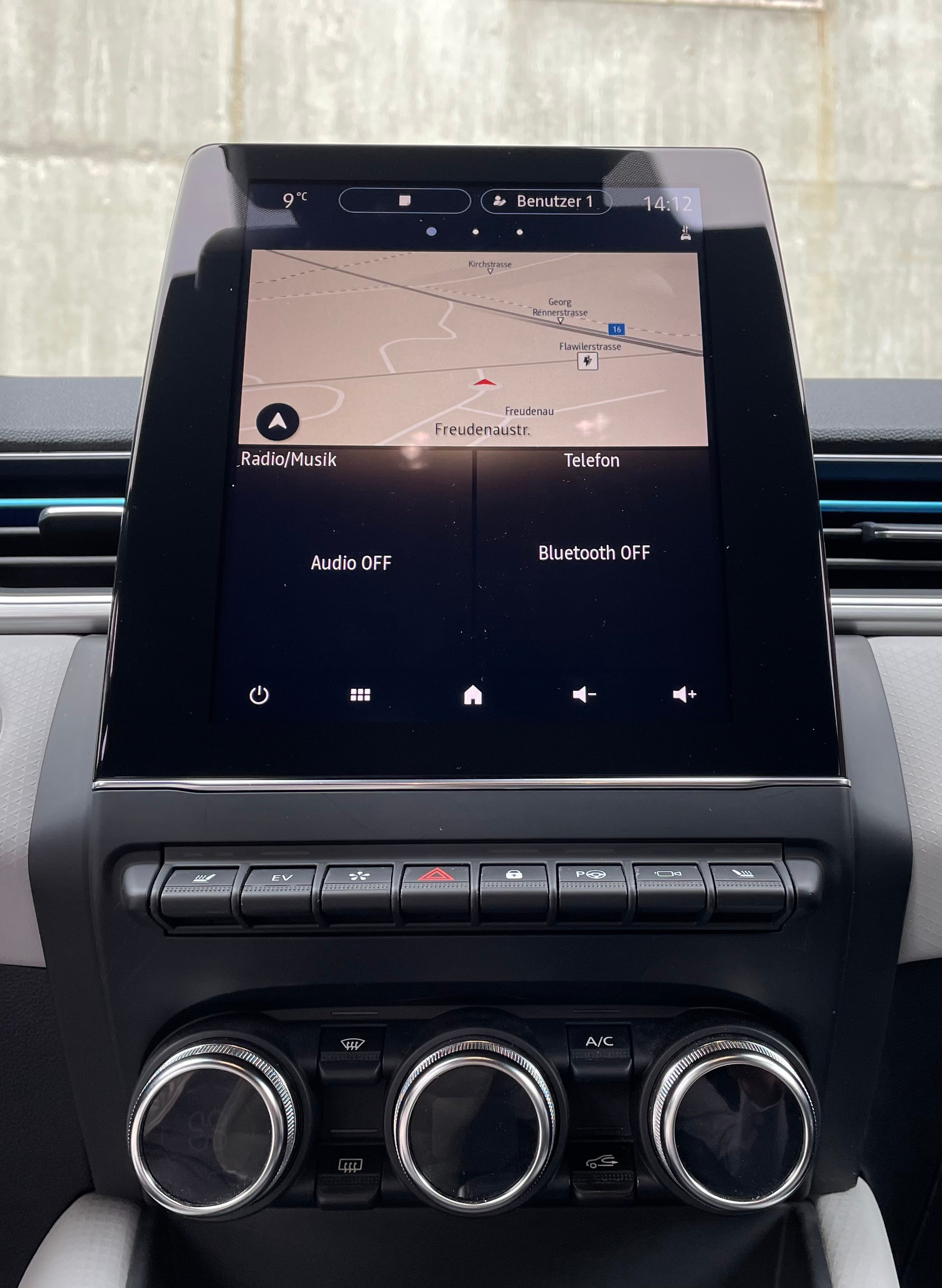 listing desktop thumbnail image 14