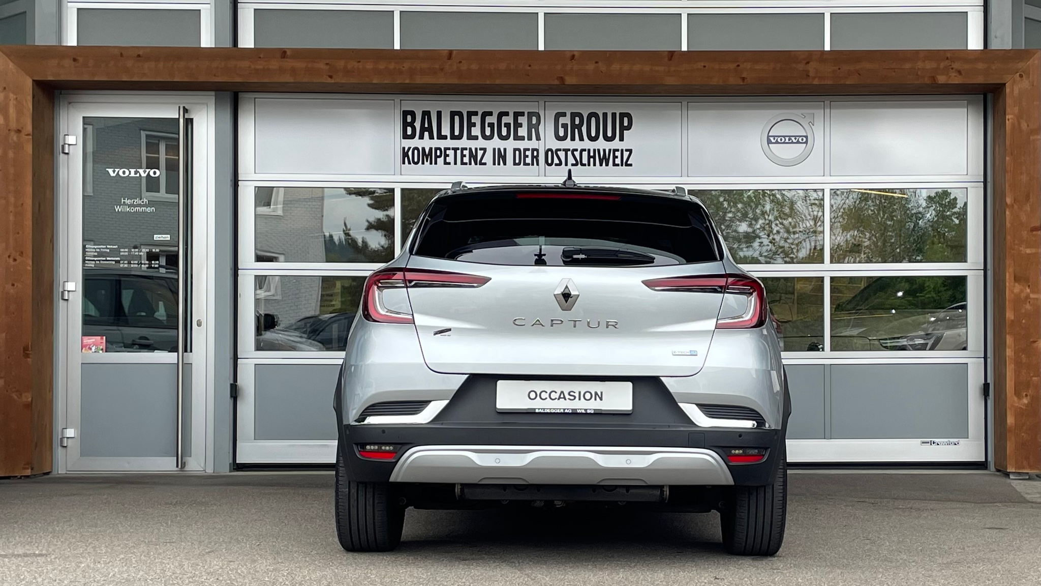 listing desktop thumbnail image 9