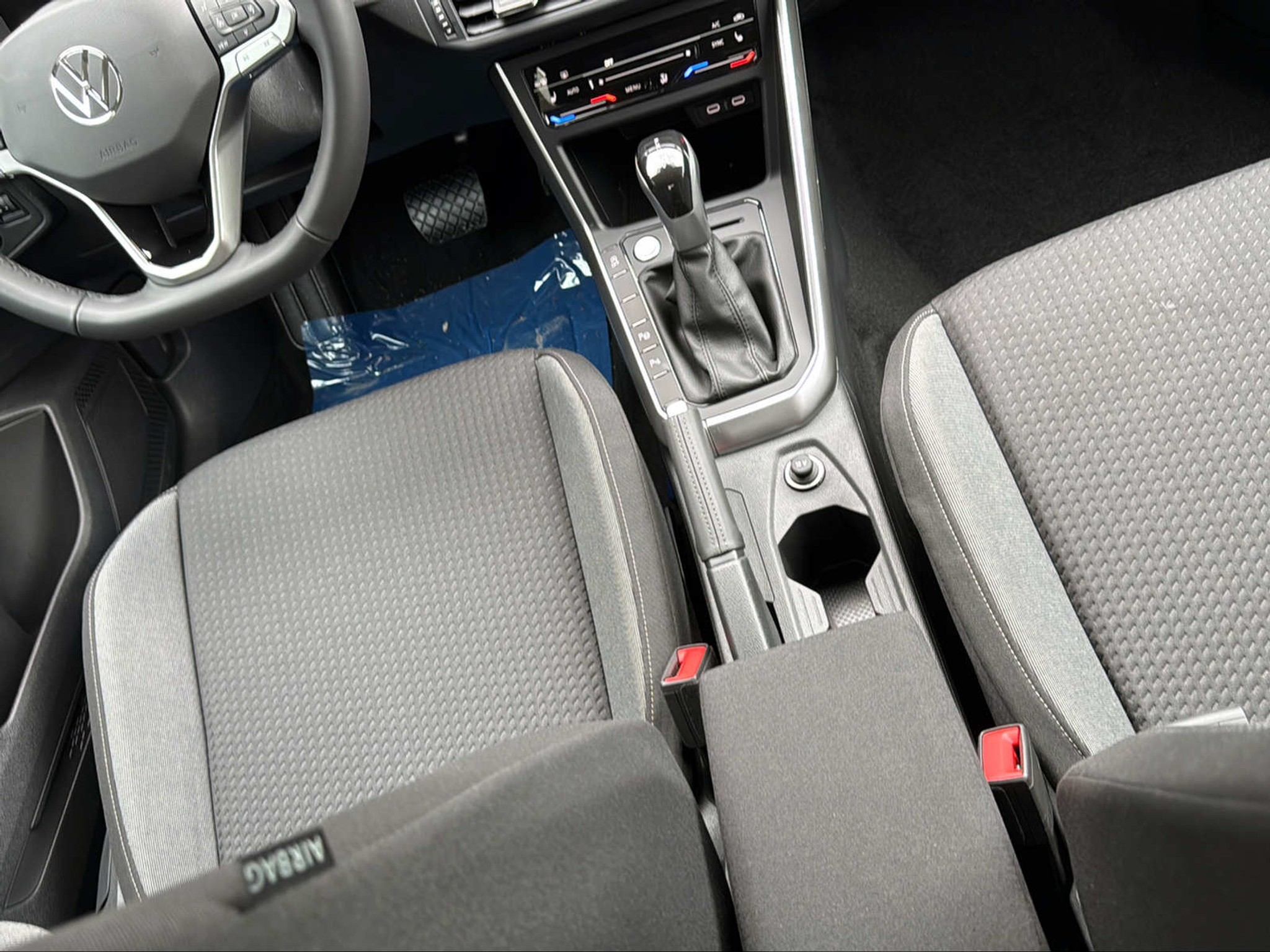 listing desktop thumbnail image 11