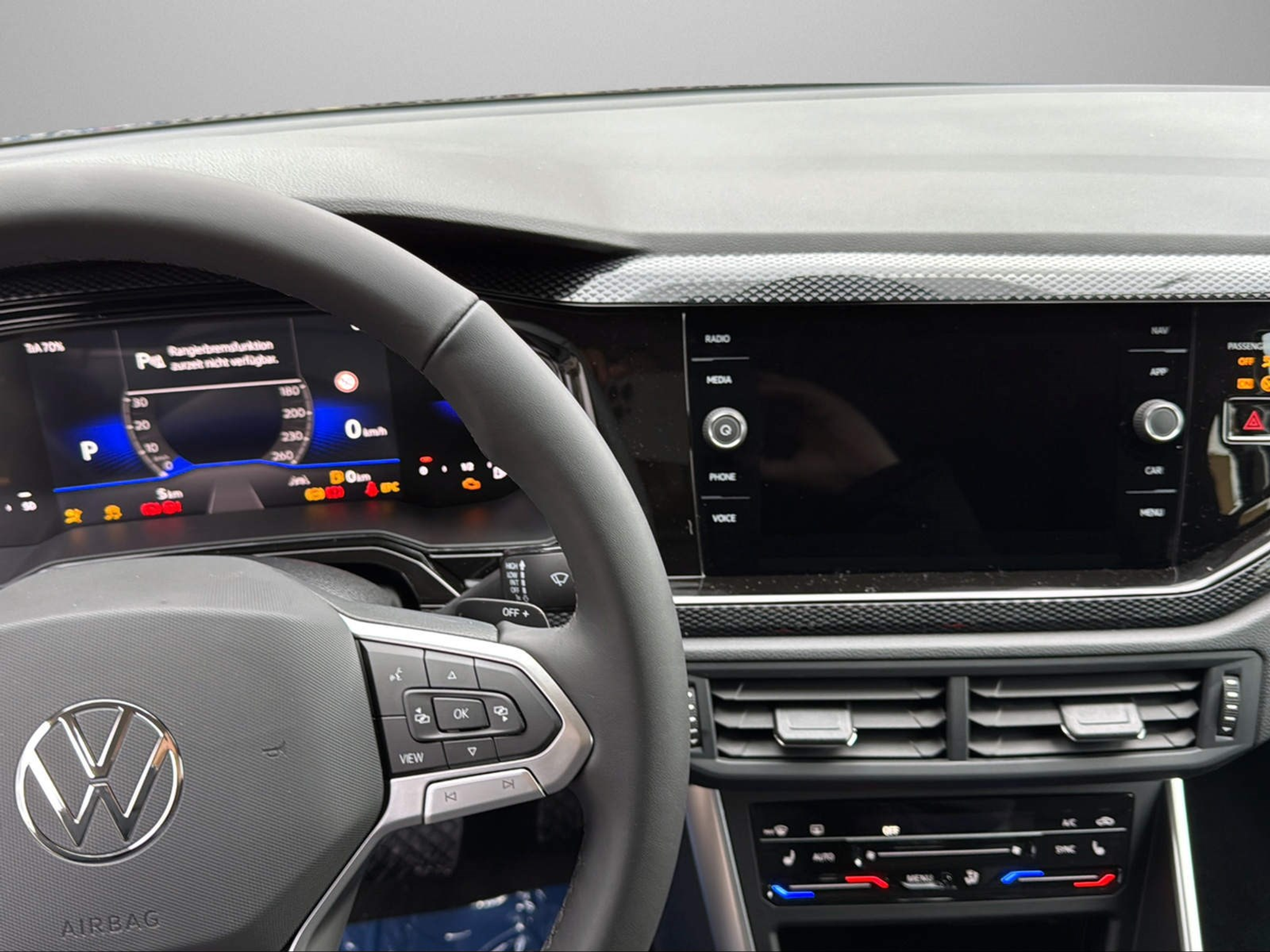 listing desktop thumbnail image 7