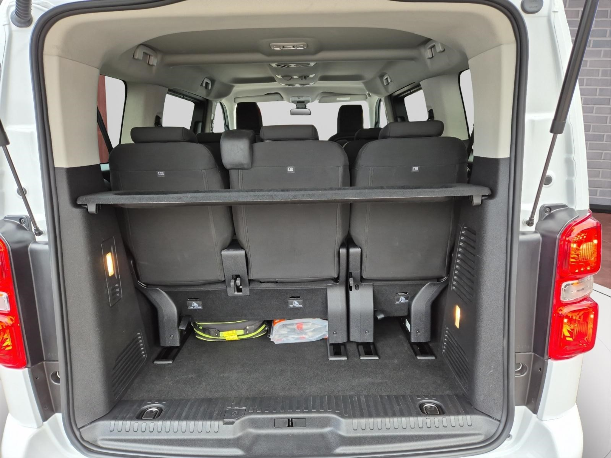 car-image-10