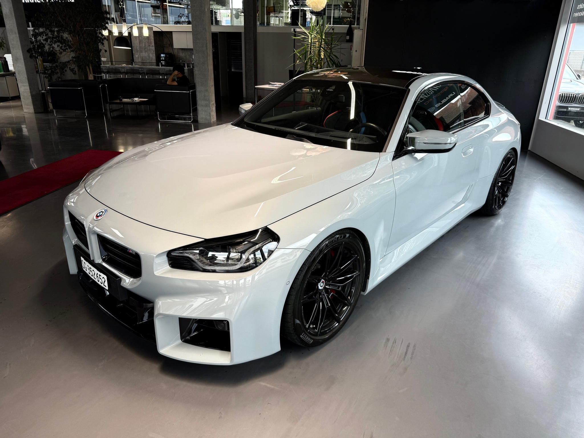 car-image-0
