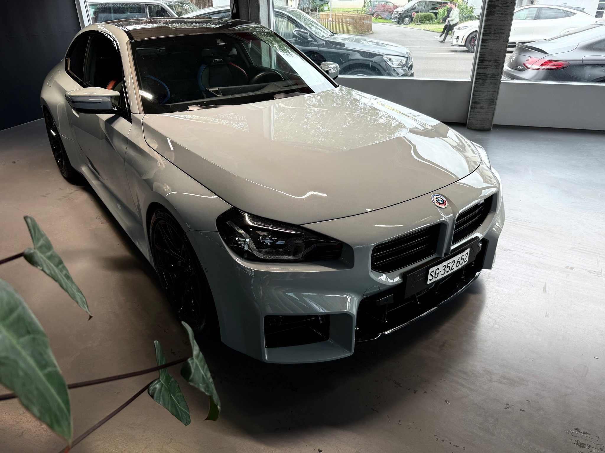 car-image-1