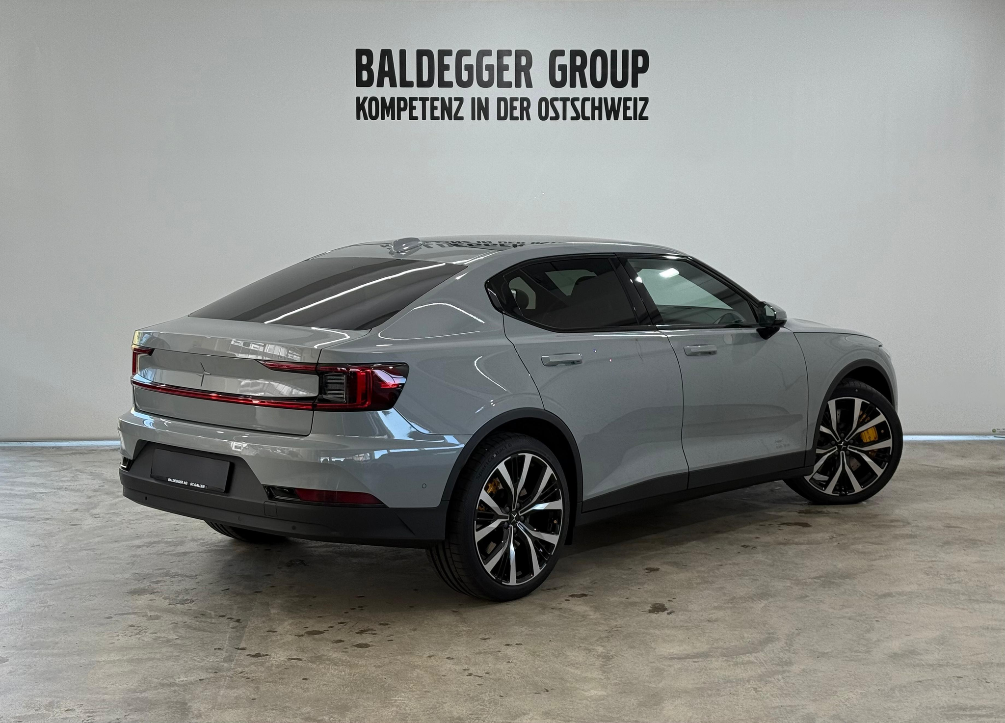 listing desktop thumbnail image 2