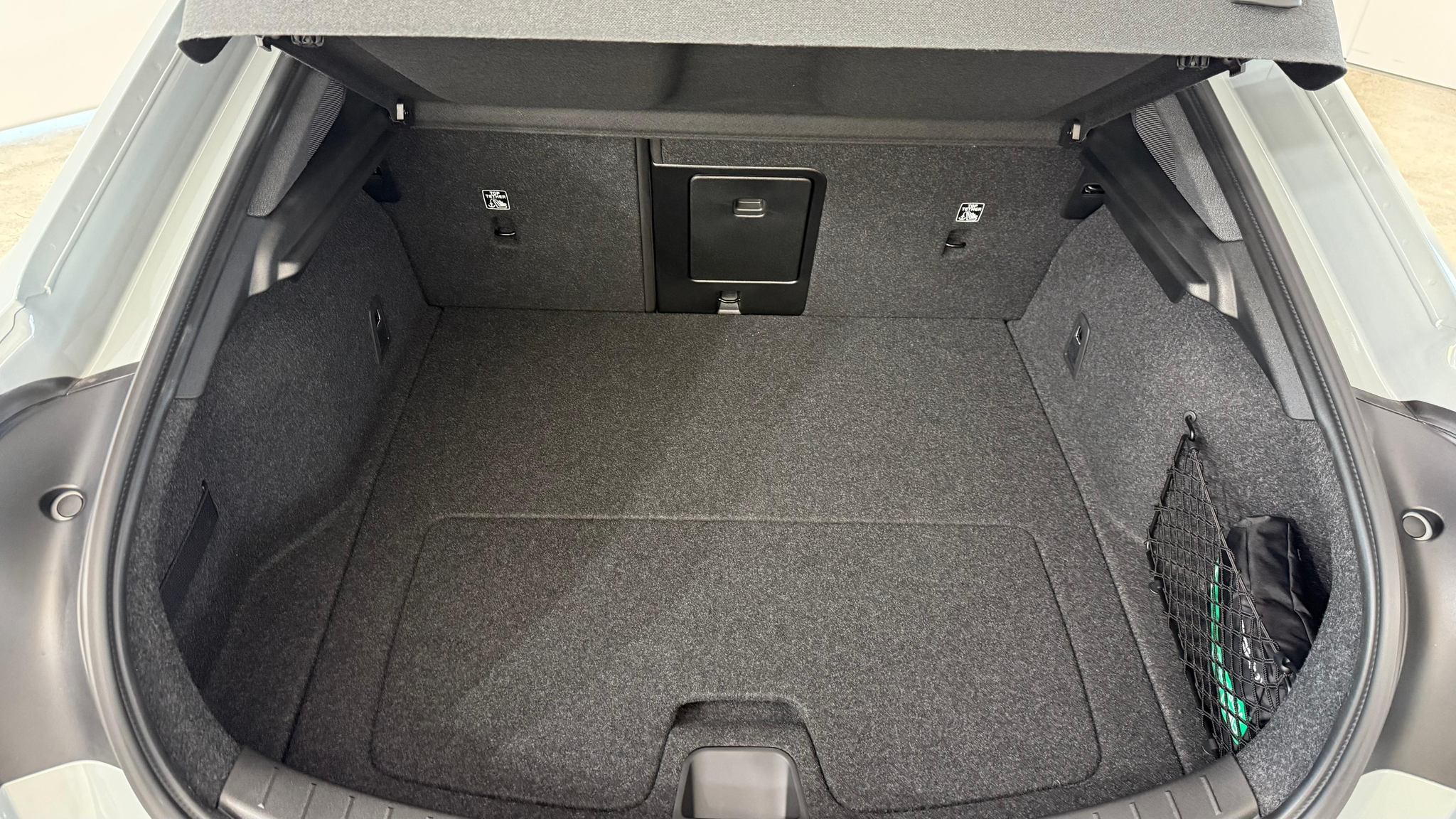 listing desktop thumbnail image 6