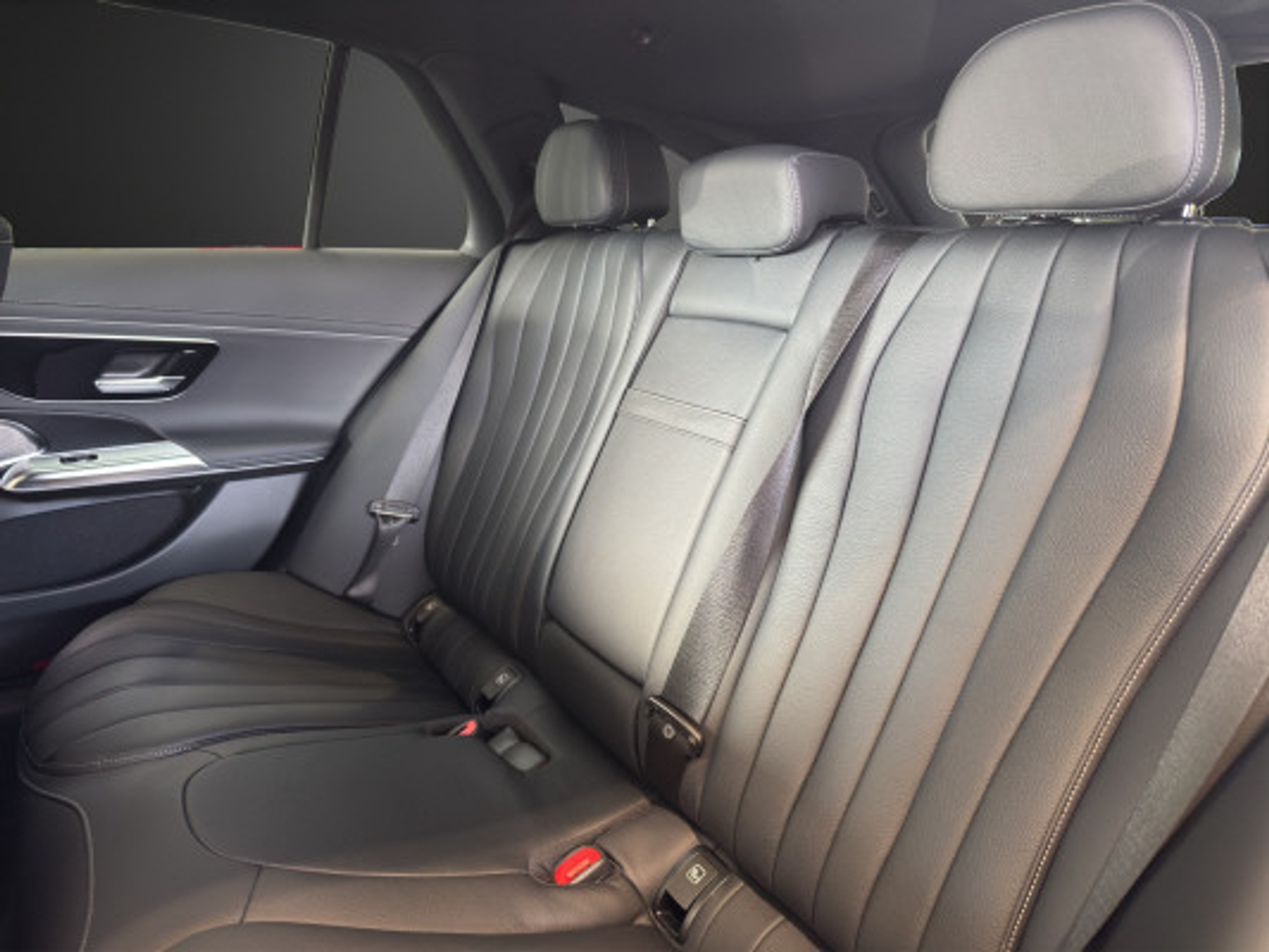 listing desktop thumbnail image 10