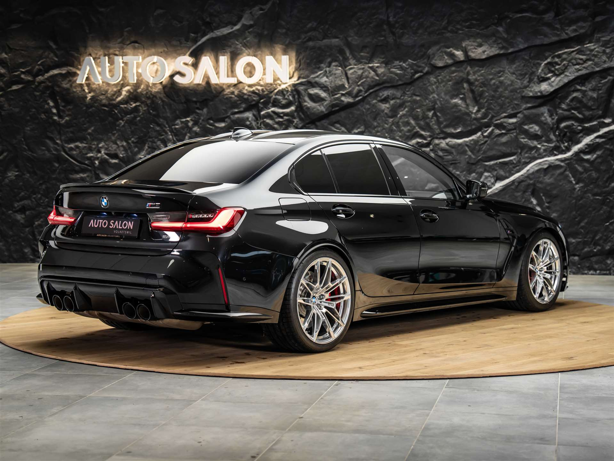 listing desktop thumbnail image 4