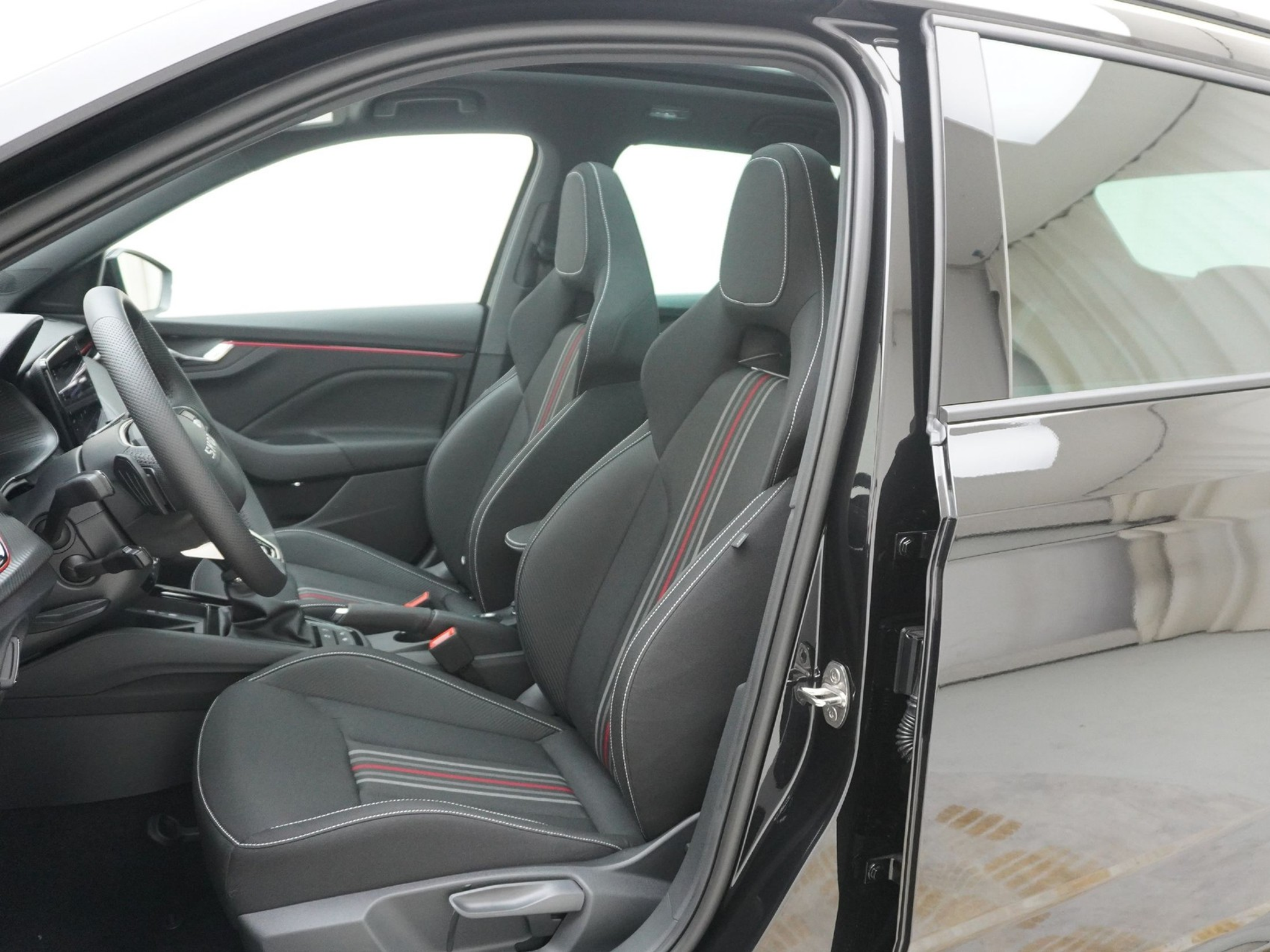 listing desktop thumbnail image 13