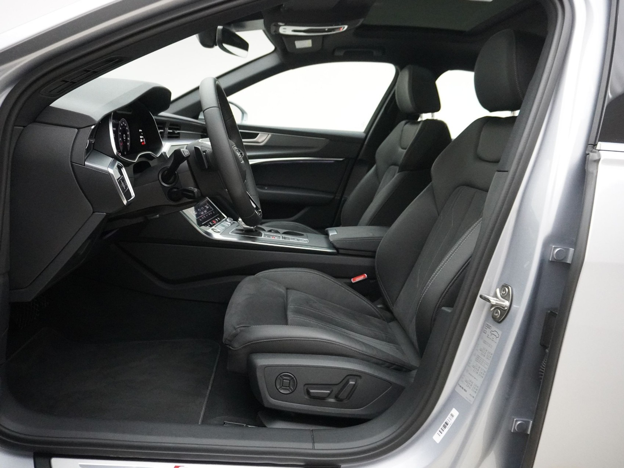 listing desktop thumbnail image 10