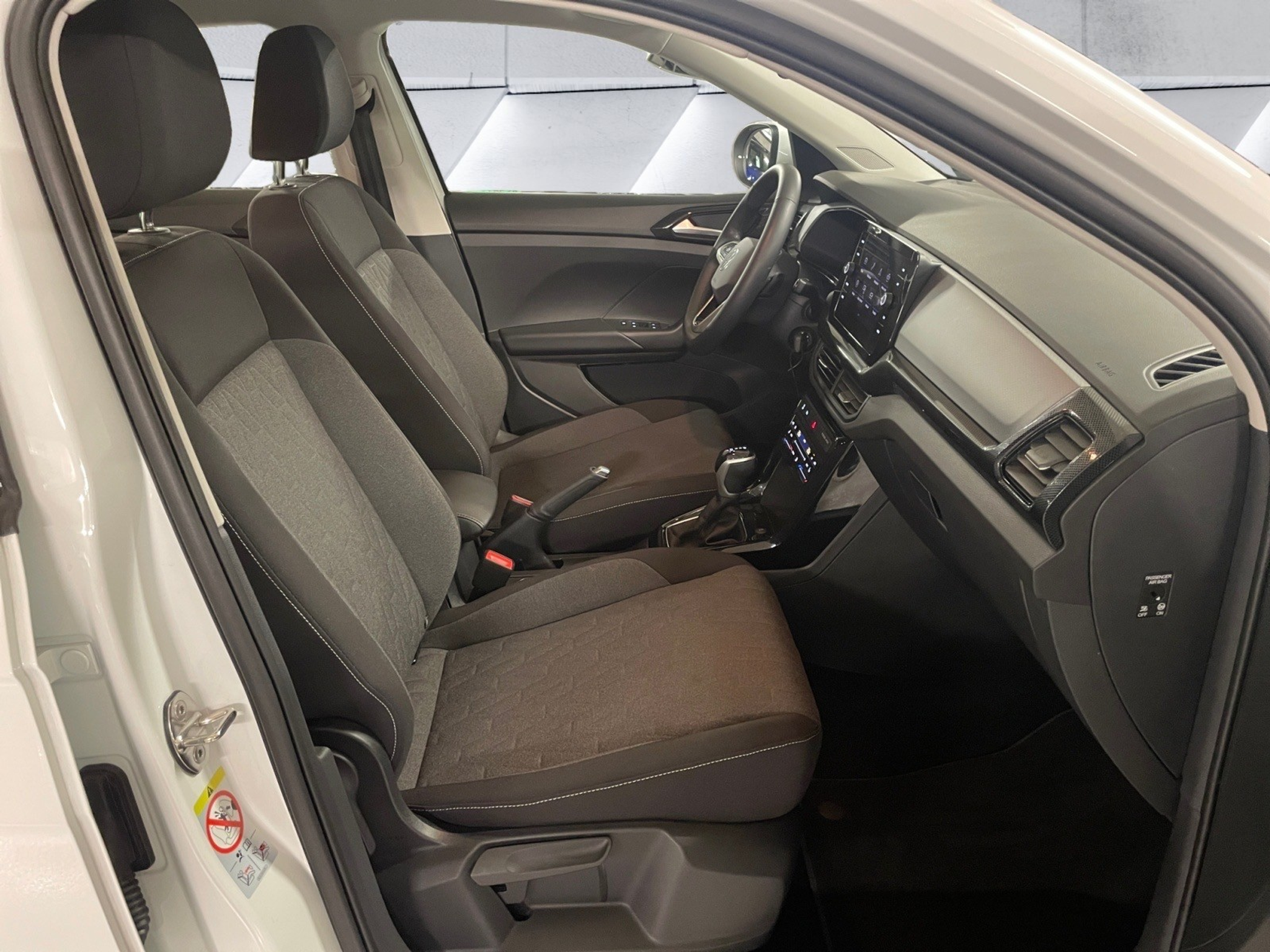 listing desktop thumbnail image 13