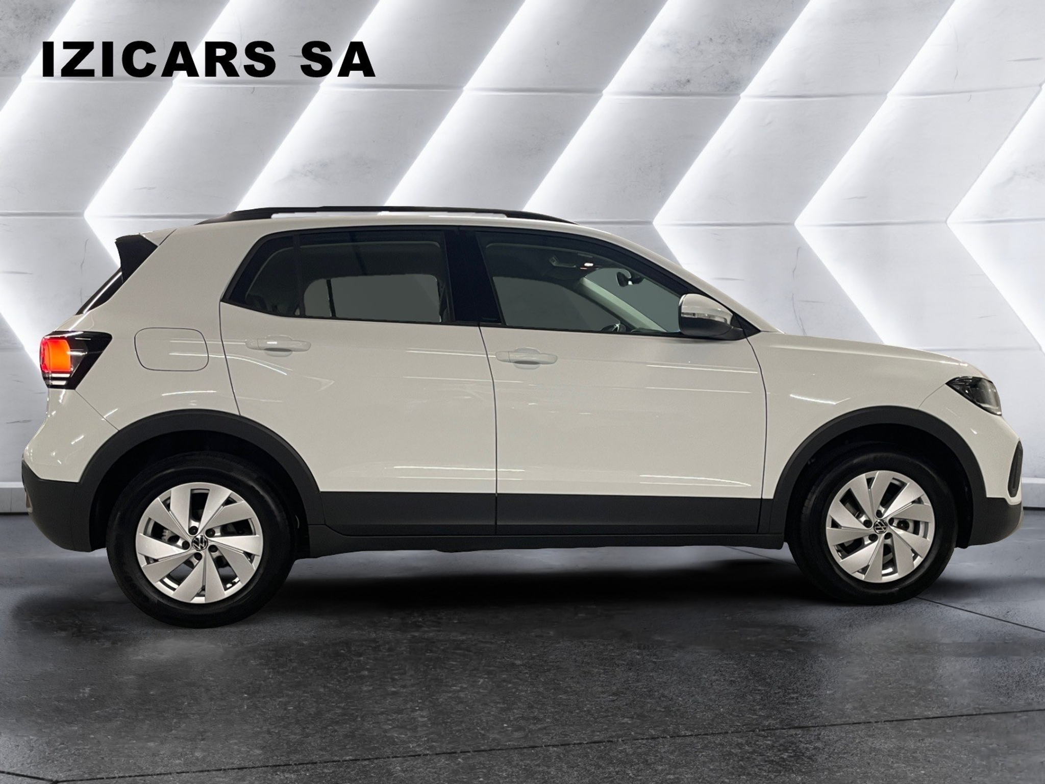 listing desktop thumbnail image 6