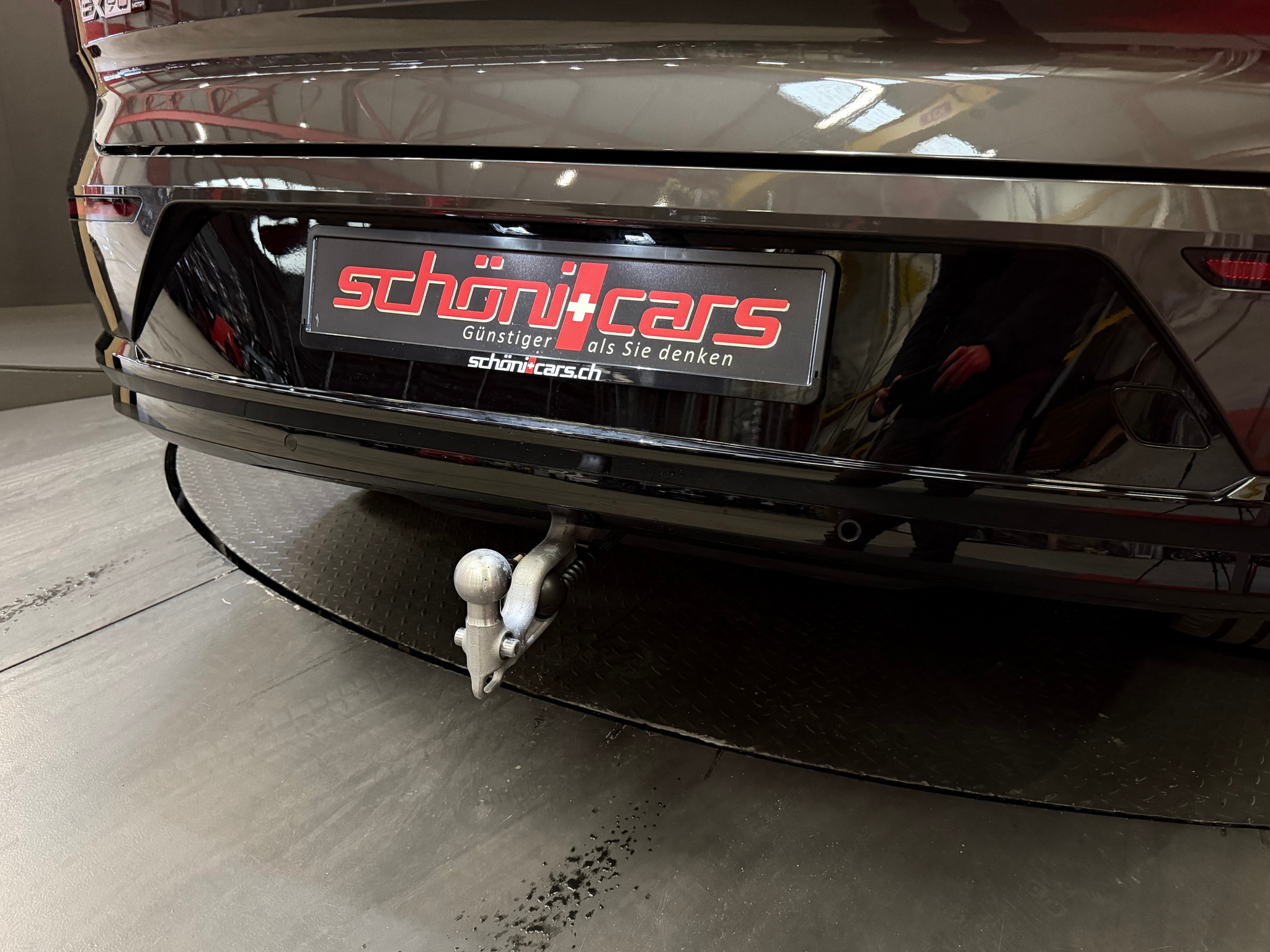 listing desktop thumbnail image 11