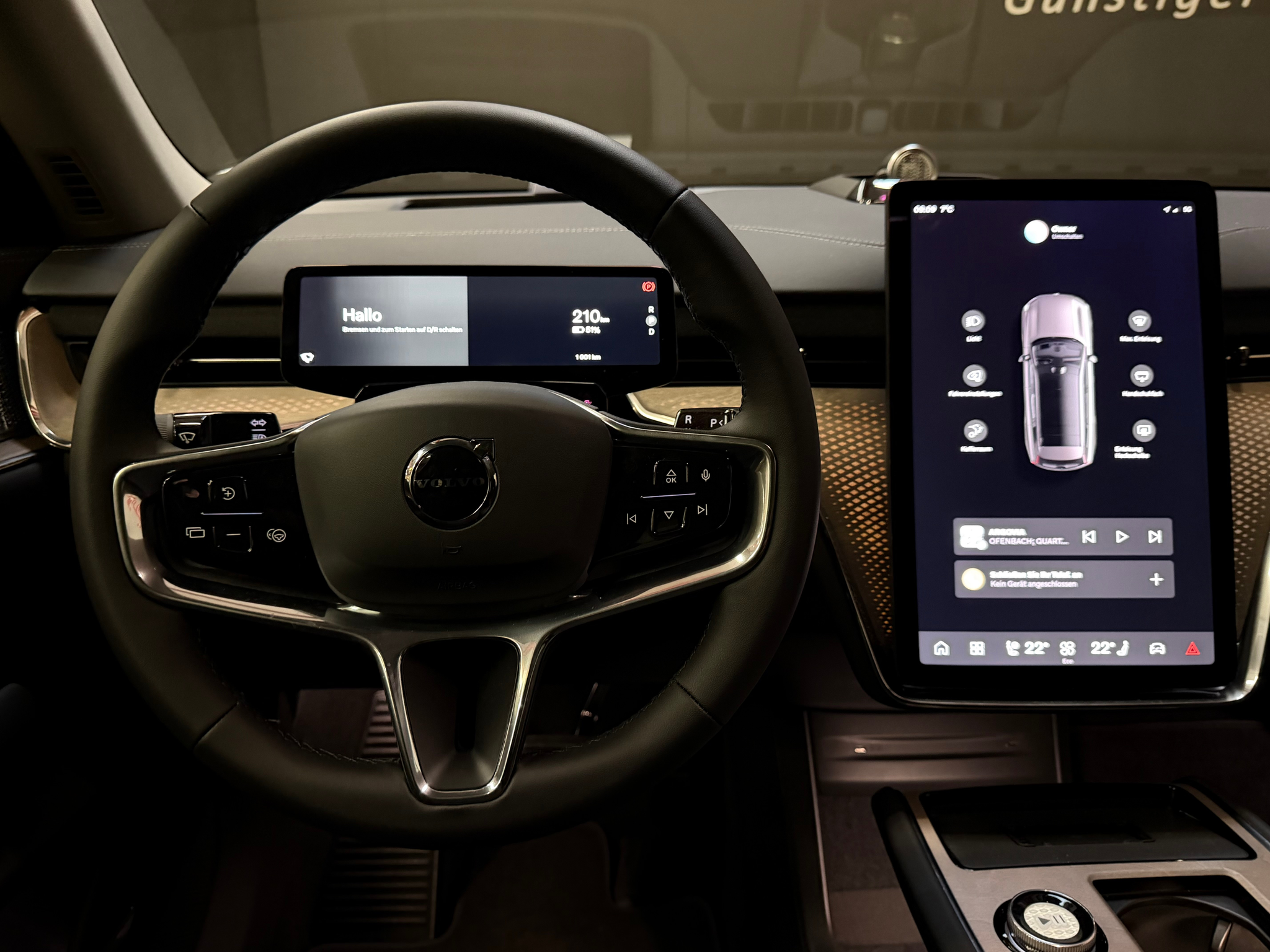 listing desktop thumbnail image 18