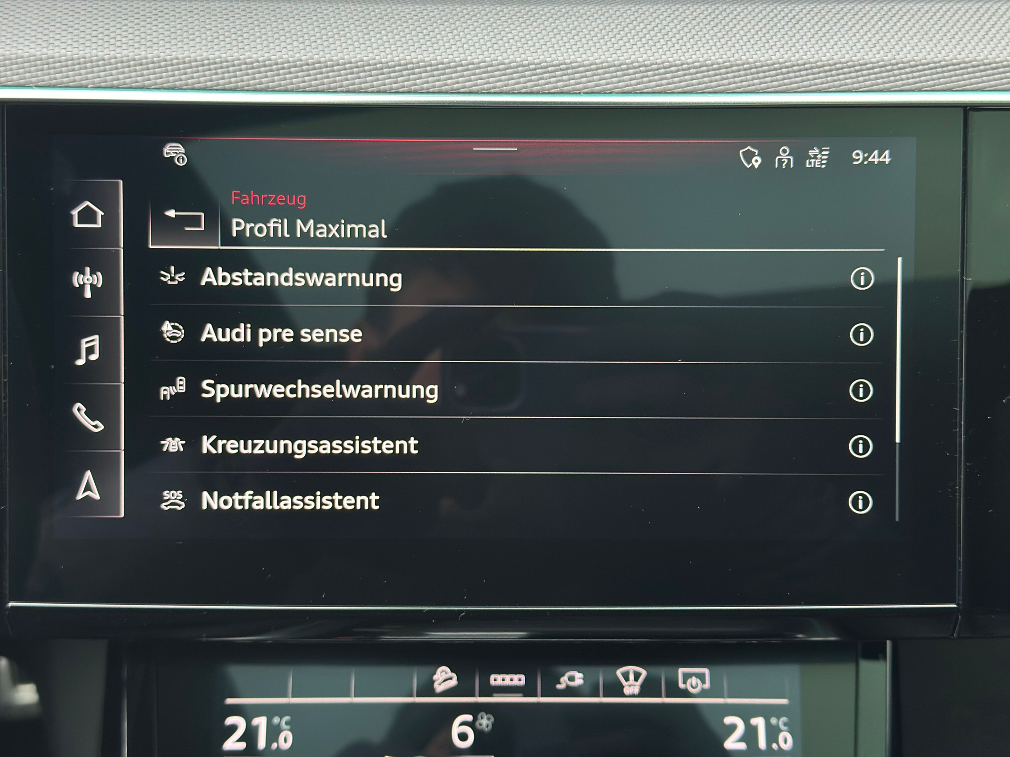 listing desktop thumbnail image 12