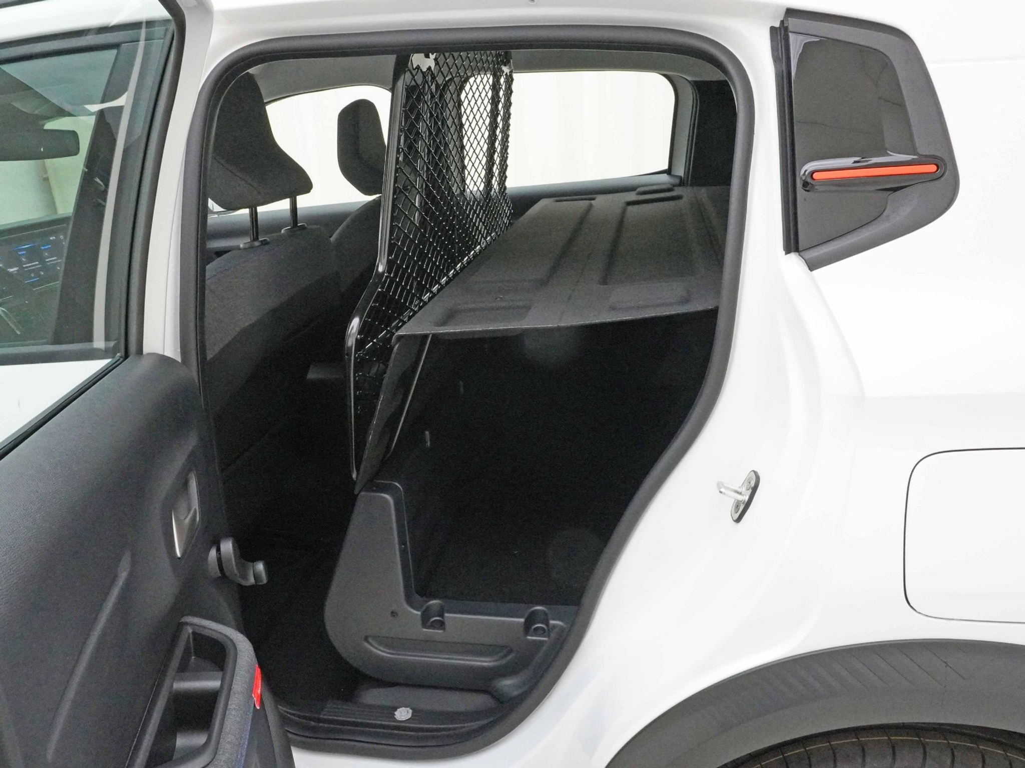 listing desktop thumbnail image 14